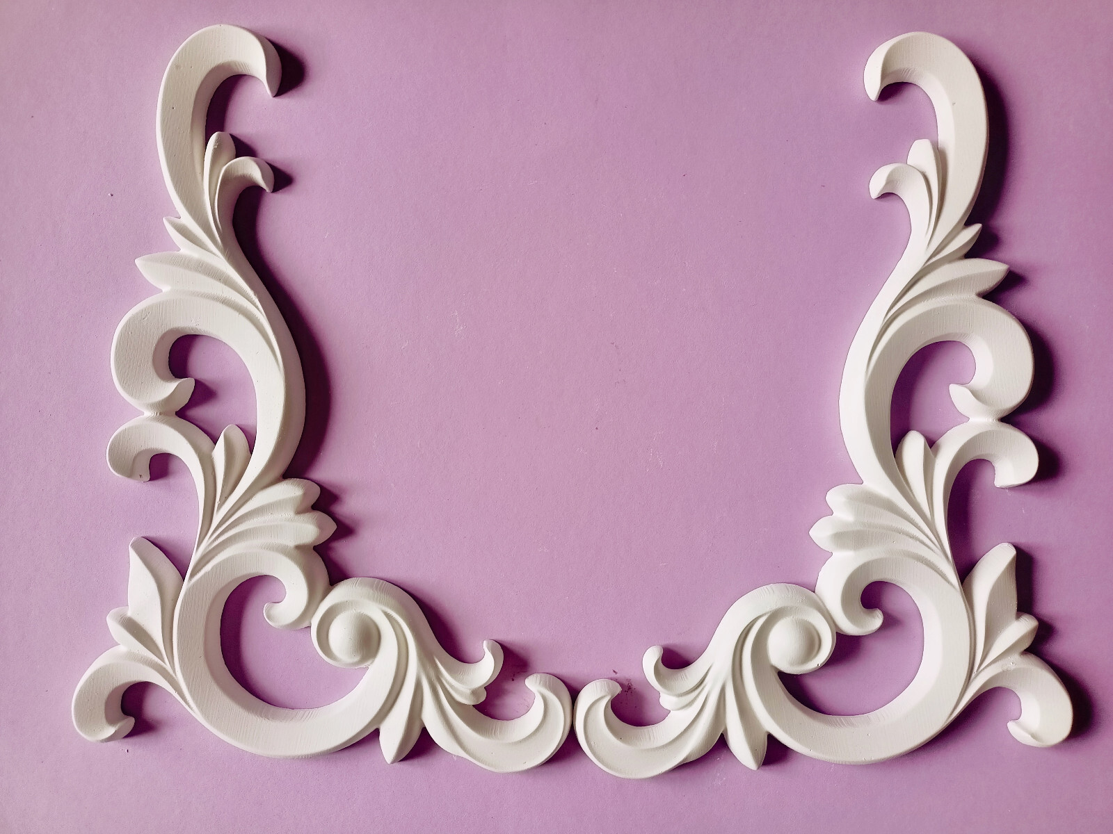 Gypsum Decorative Ornament 'Pride' In White Gold Silver Etc. Relief Decoration