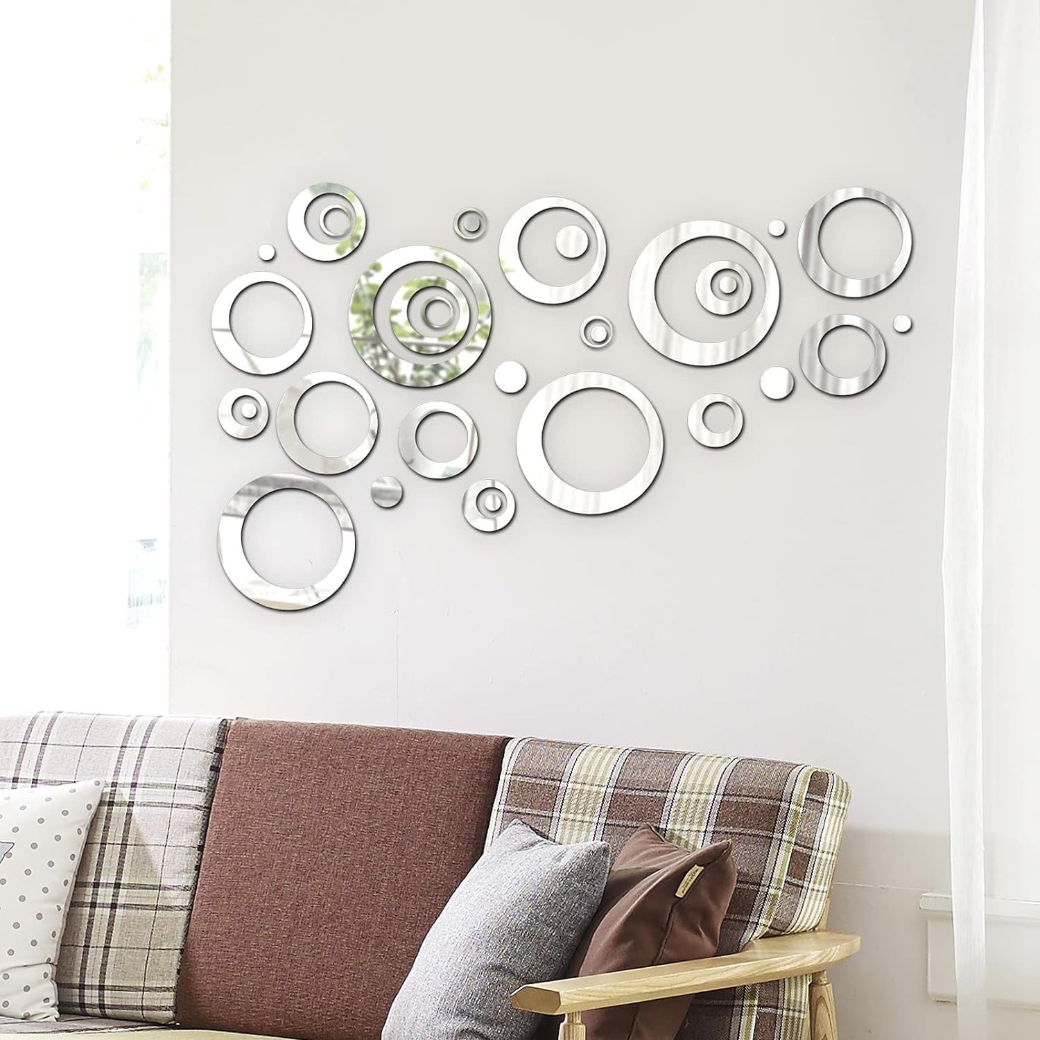 Adjustable 32-Piece Round Acrylic Mirror Stickers – Easy Install & Remove