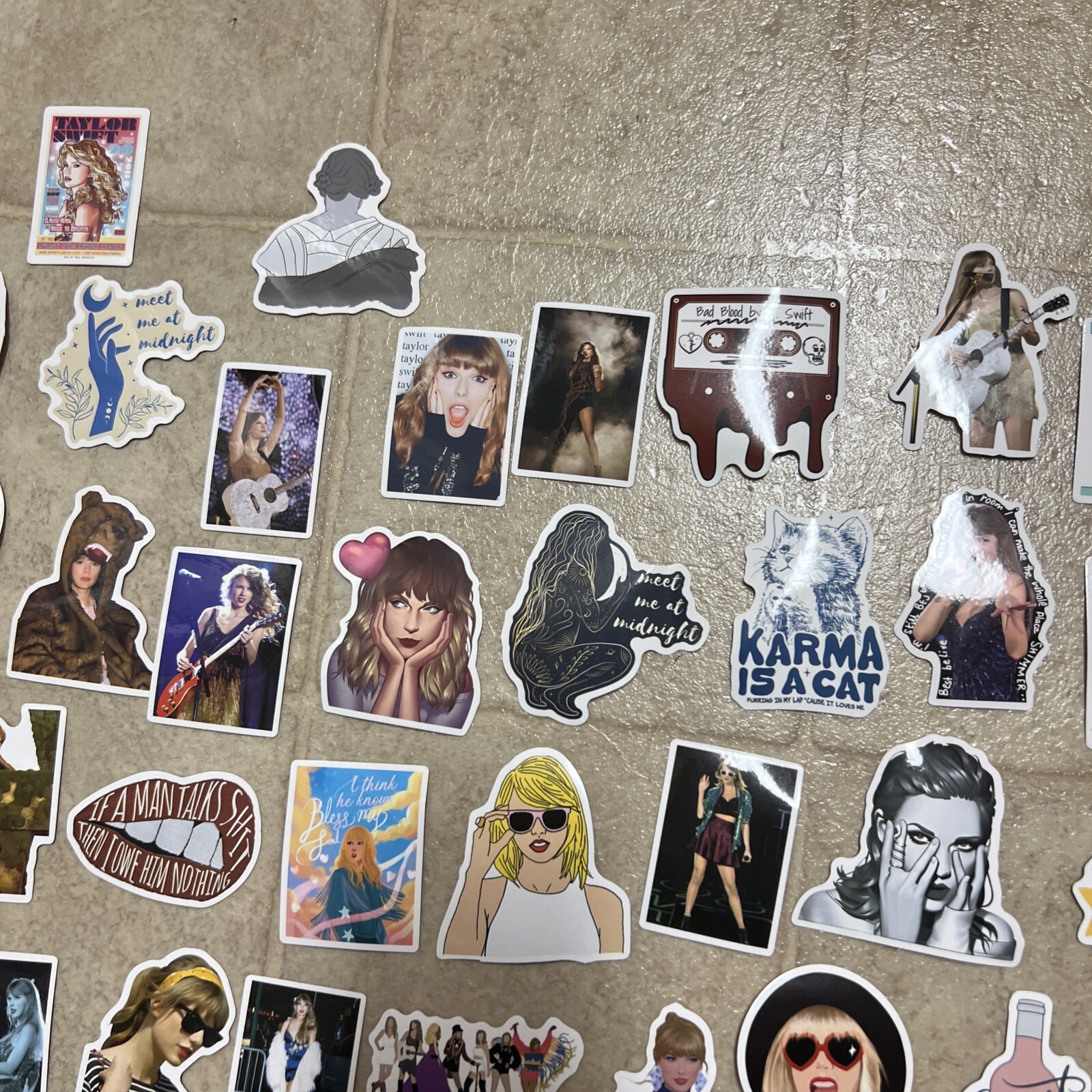 100 Piece Taylor Swift Stickers Laptop Luggage Decals Dope Wall Sticker Lot D