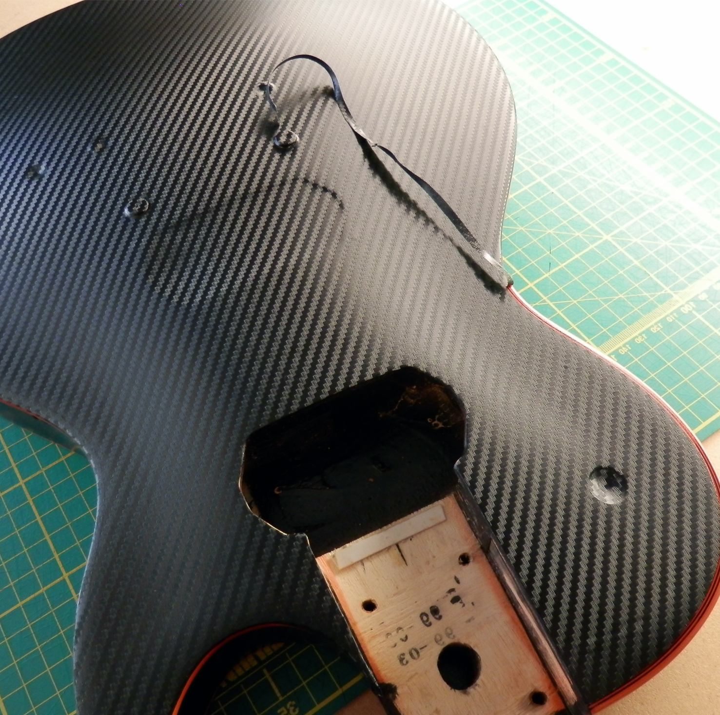 Black Carbon Fibre Vinyl Skin Wrap for Electric Guitar Air Lease Sticker DIY