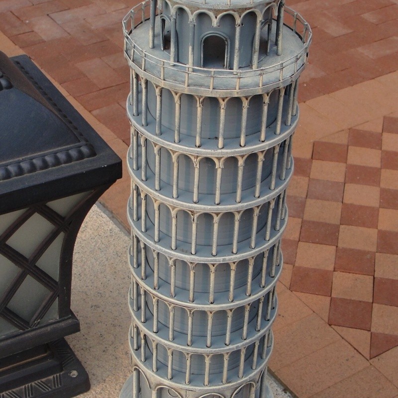 Vintage Iron Art Leaning Tower of Pisa Model Tabletop Decor Ornament Gift