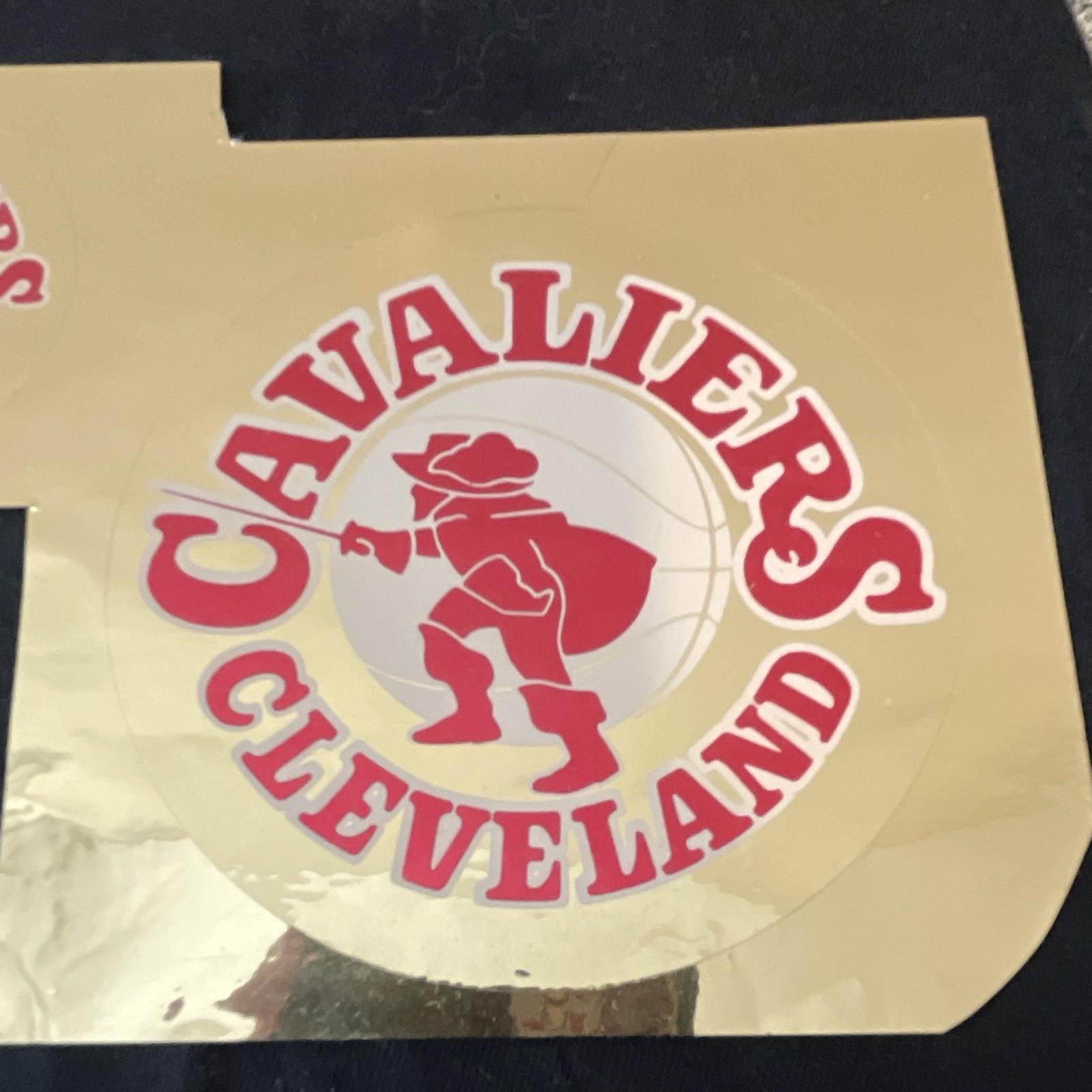 Cleveland Cavaliers Round Vinyl Decals/Stickers 2-Pack Gold Red White