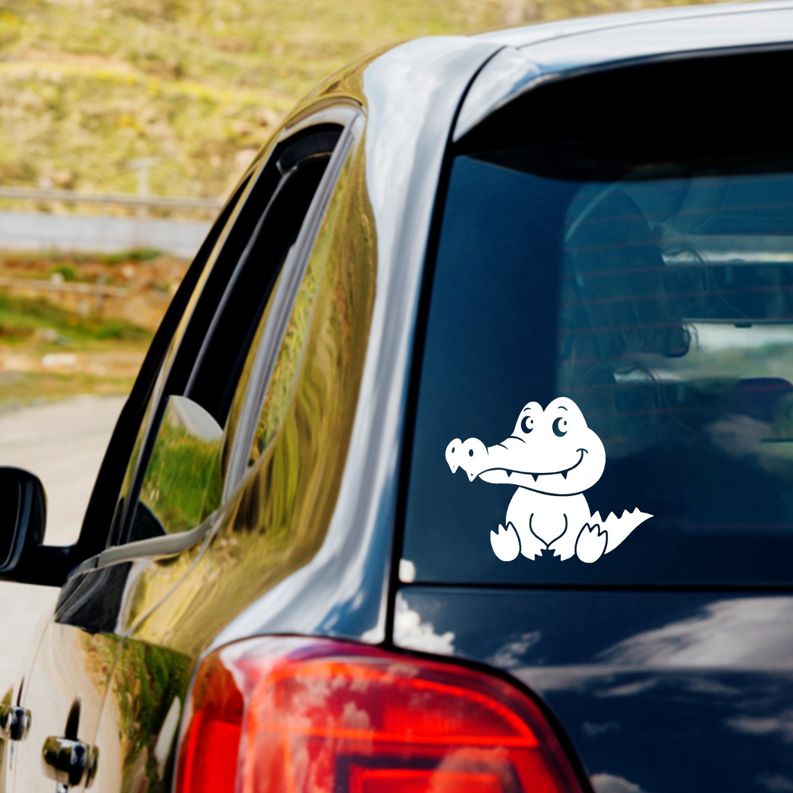 Cute Alligator Vinyl Decal Sticker Car Truck Window Laptop Bumper Gator
