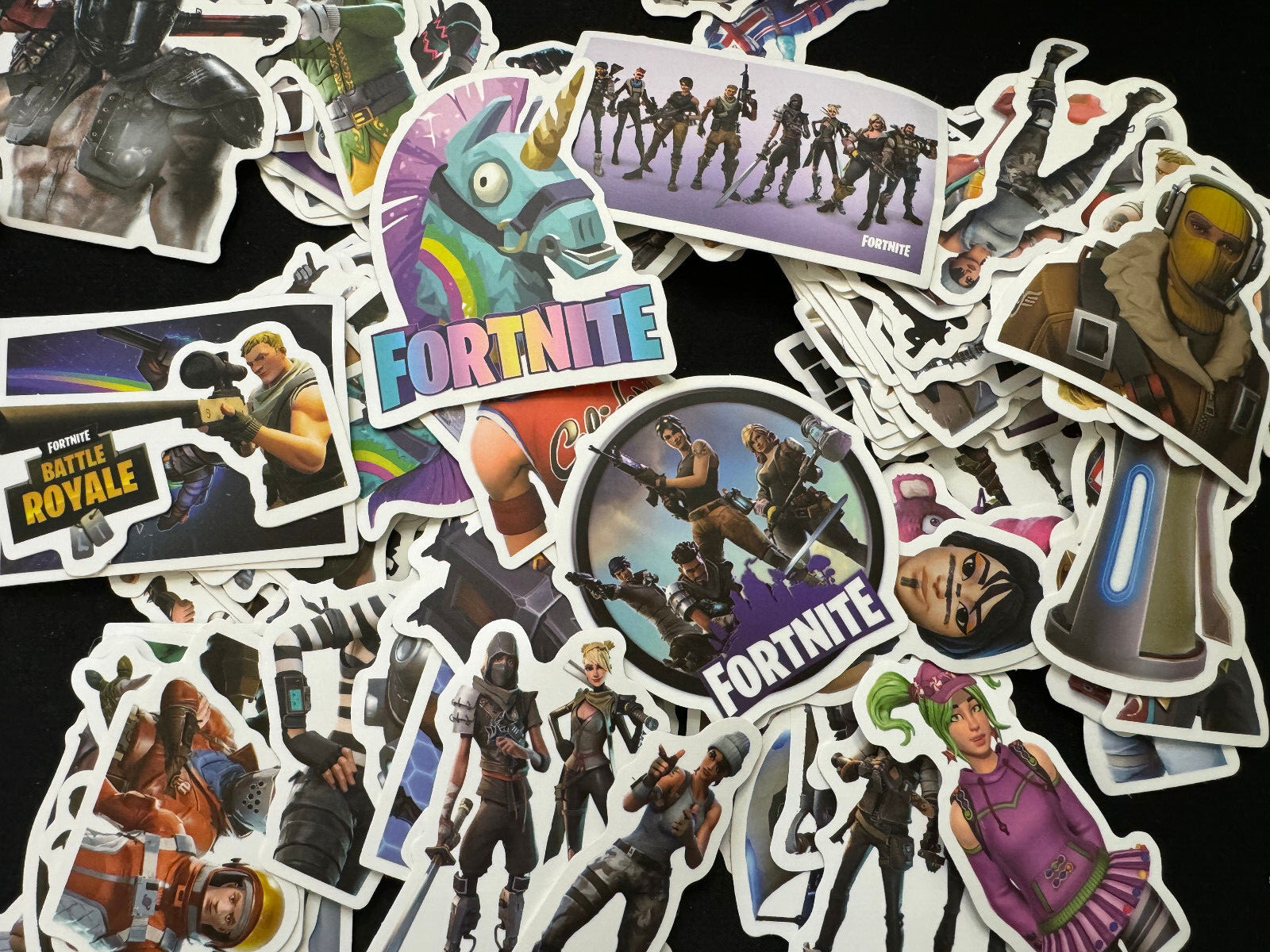Video Games Stickers -Lot Of Random 15 – Super Mario – Pokemon – Fortnite & More