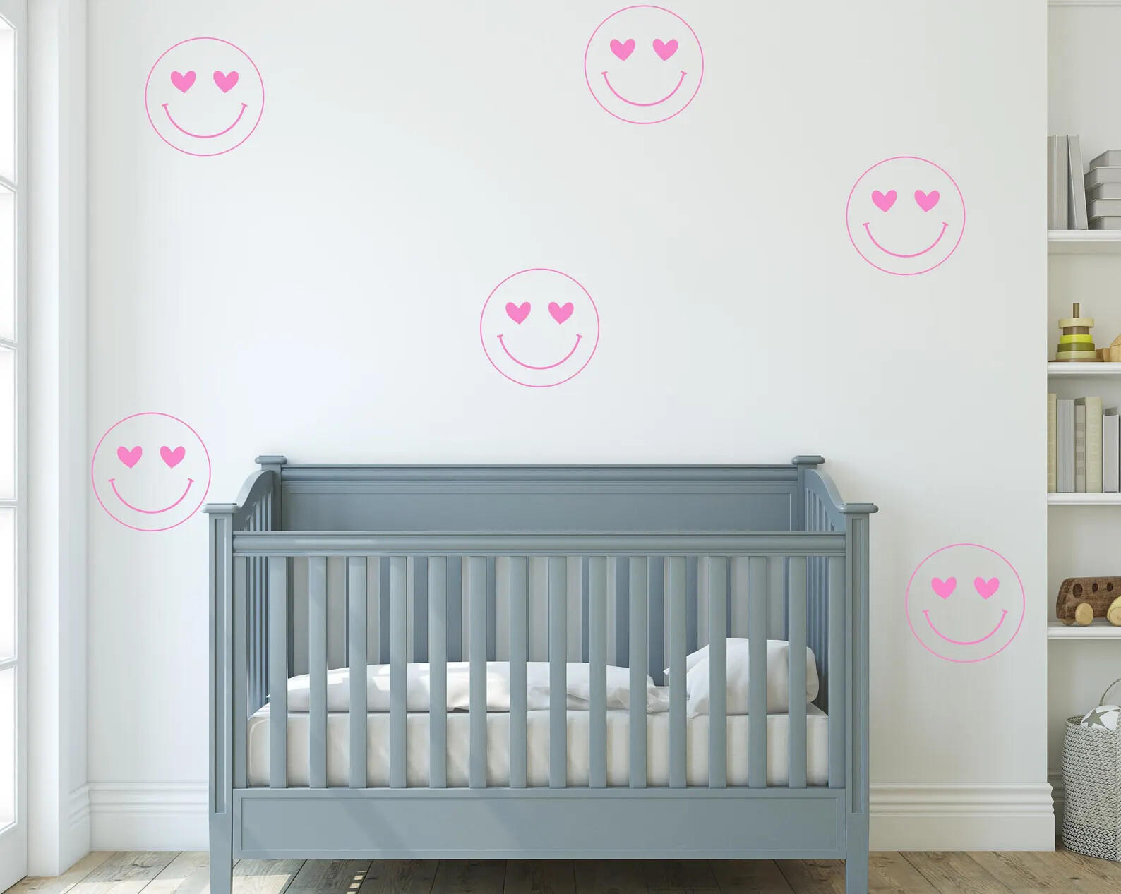 Set of 6 Smiley Face Wall Decals with Heart Eyes in 10×10 or 22×22 Inches n086