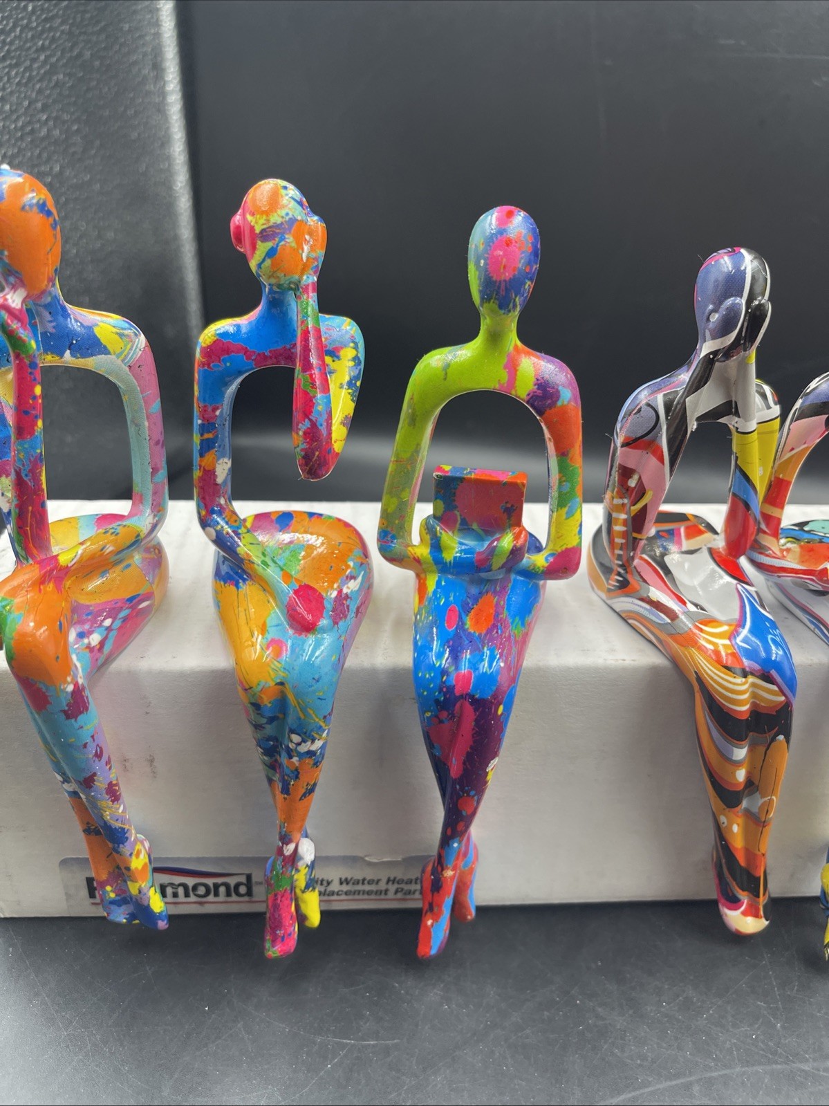 home decor set of 7 resin graffiti thinker Reader statues accent abstract