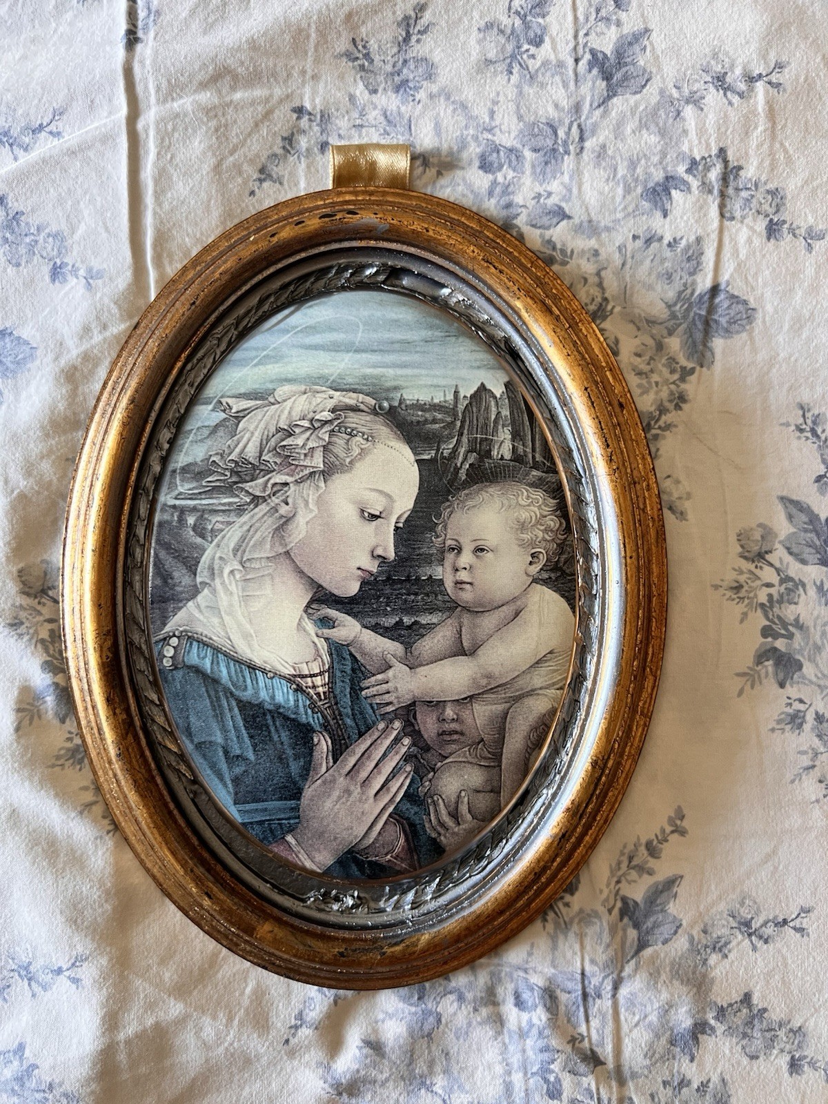 Victorian Mother Child Wall Plaques Set of 2 8.5" Vintage Style Romantic Decor
