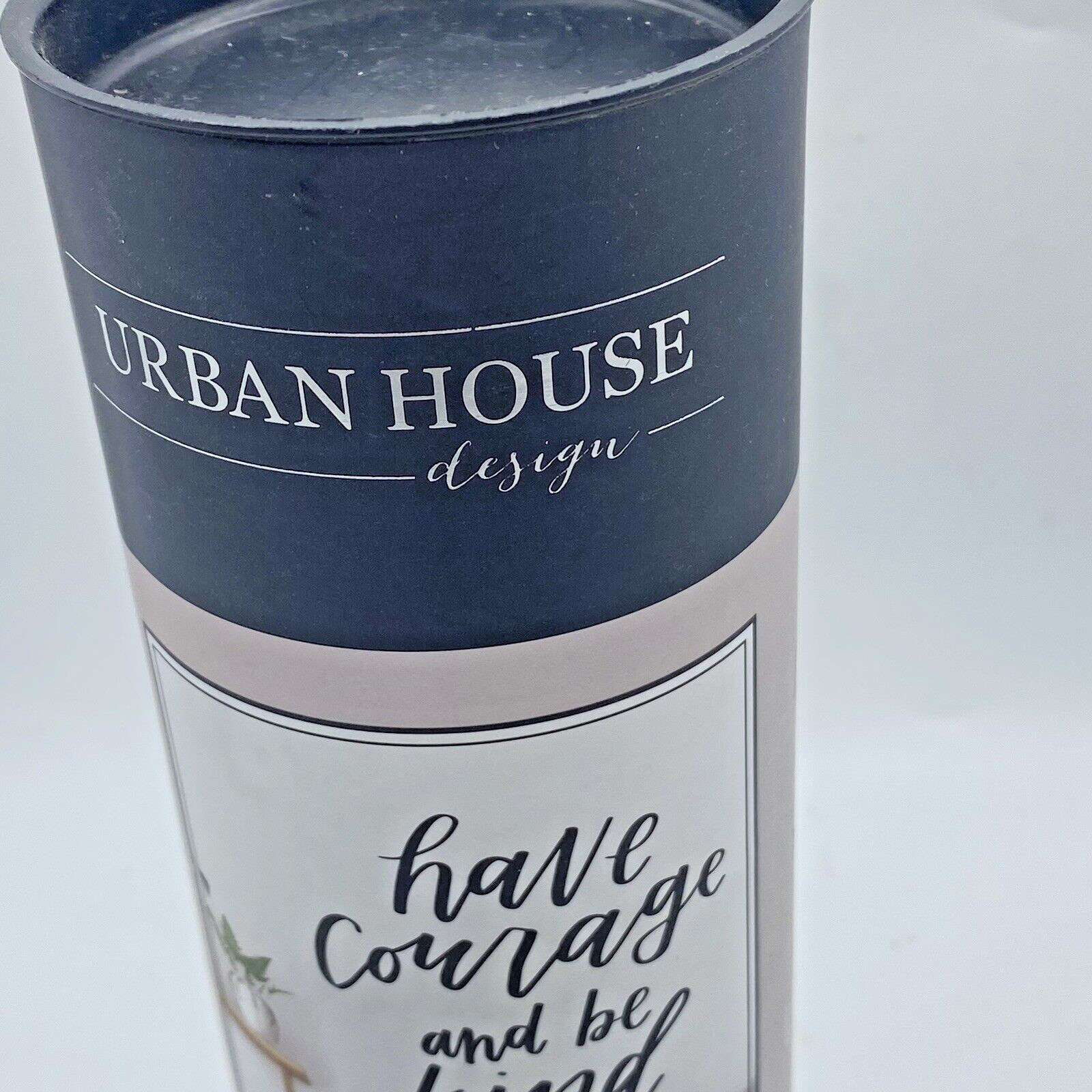 Urban House Design Wall Decor Vinyl Wall Art "Have Courage And Be Kind"