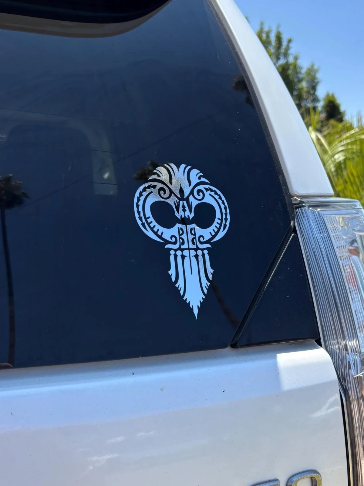 Hawaiian 6" Chrome Ikaika Warrior Helmet Vinyl Car Truck Window Decal Sticker