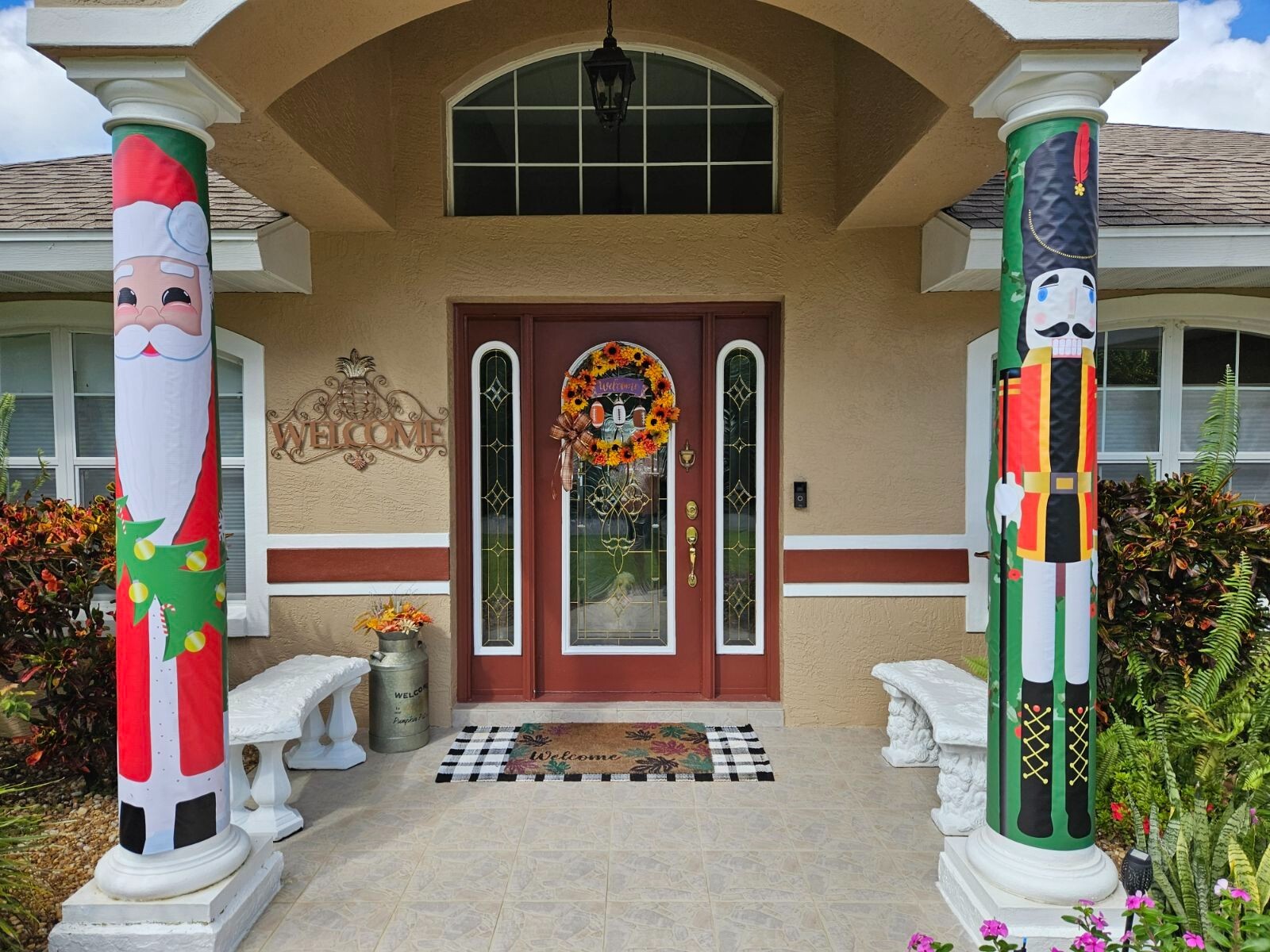 Nut Cracker Christmas Decoration – BIG – Thick Vinyl Column Wrap 6'x24"