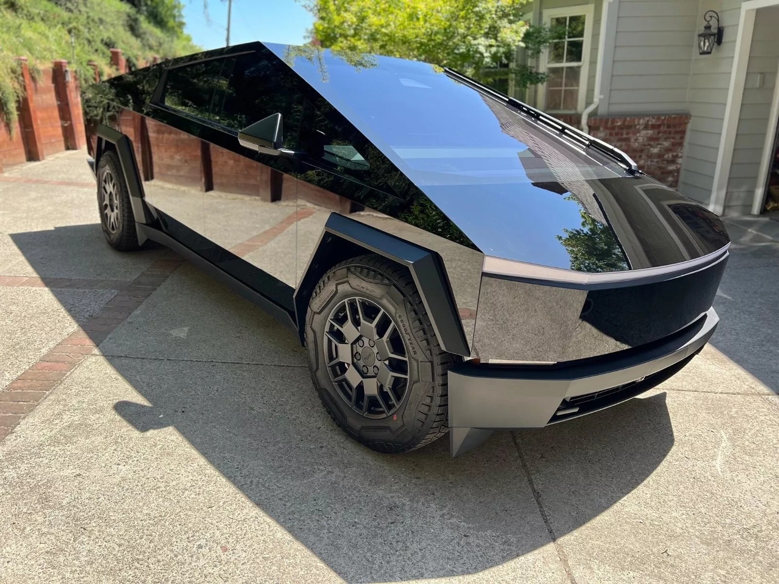 Tesla Cybertruck DIY PPF Paint Protection Color Changing Film Vinyl Film Wrap