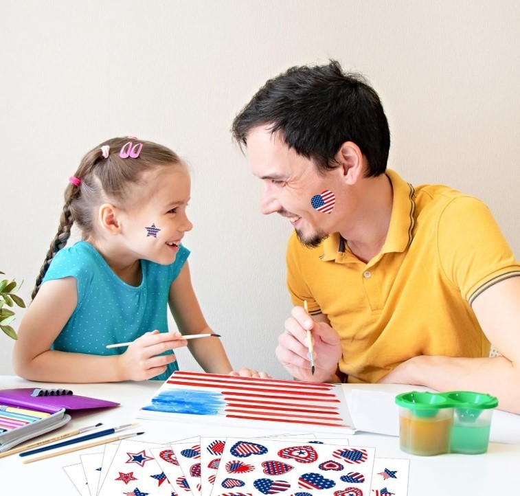 432Pcs Patriotic Stickers American Flag Print Star Heart Shaped Stickers 4Th of