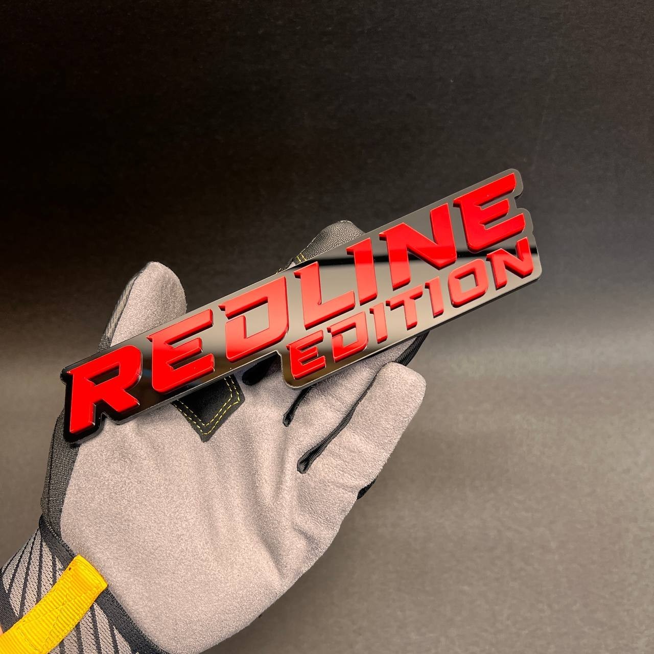 REDLINE EDITION 3D Car Badge Fender Emblem – Grille Holder Acrylic Car Decal 1PC