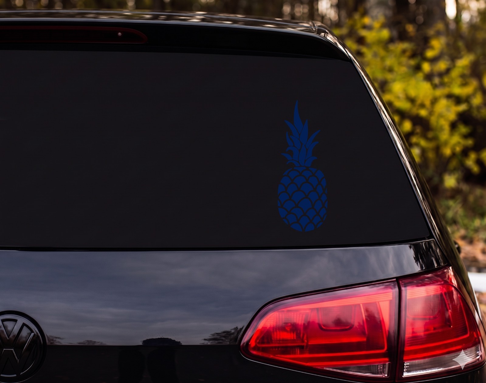 Pineapple Silhouette Vinyl Decal Sticker Laptop Wall Tropical | Foodie Gift