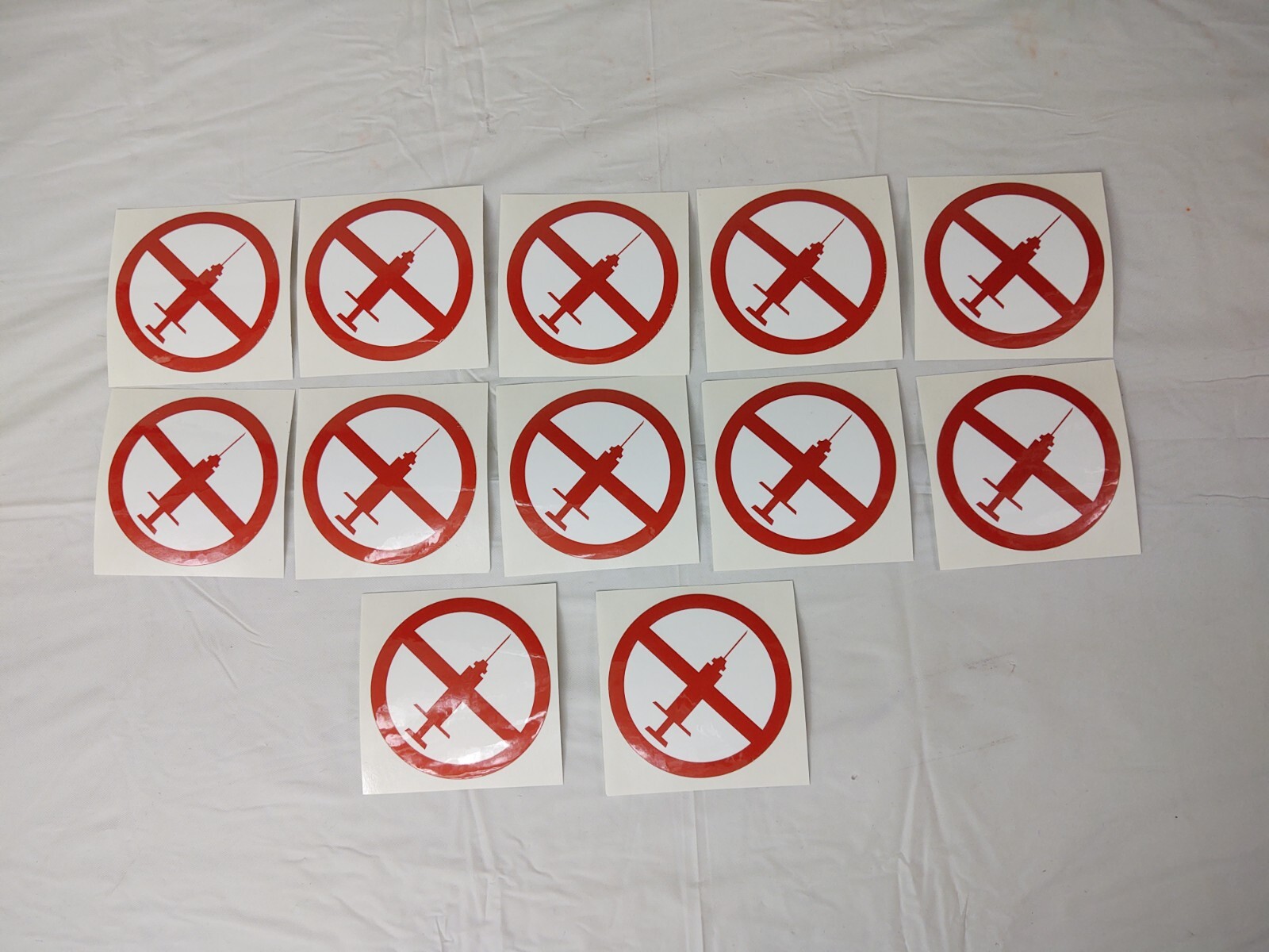 No Syringe Needles Round Trash Can Receptacle Stickers 12 Individual Stickers