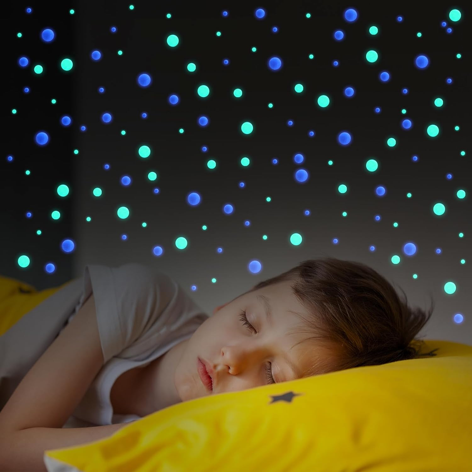 808 Pcs Glow in the Dark Ceiling Stars Wall Decals for Kids Room Decor