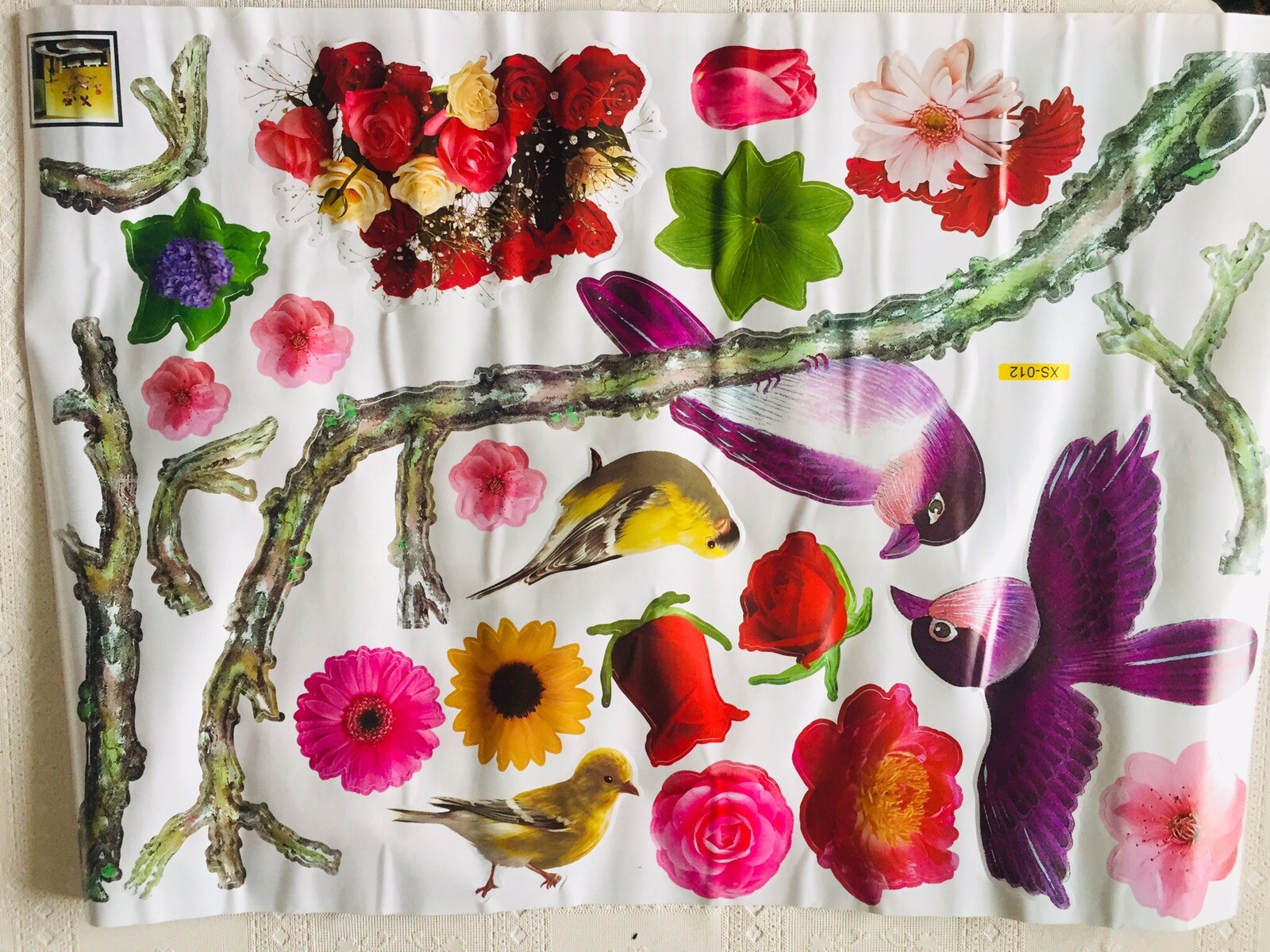 Brid/Flower Print Art Wall Sticker DIY Paper Decoration(Purple/Red/Yellow/Green