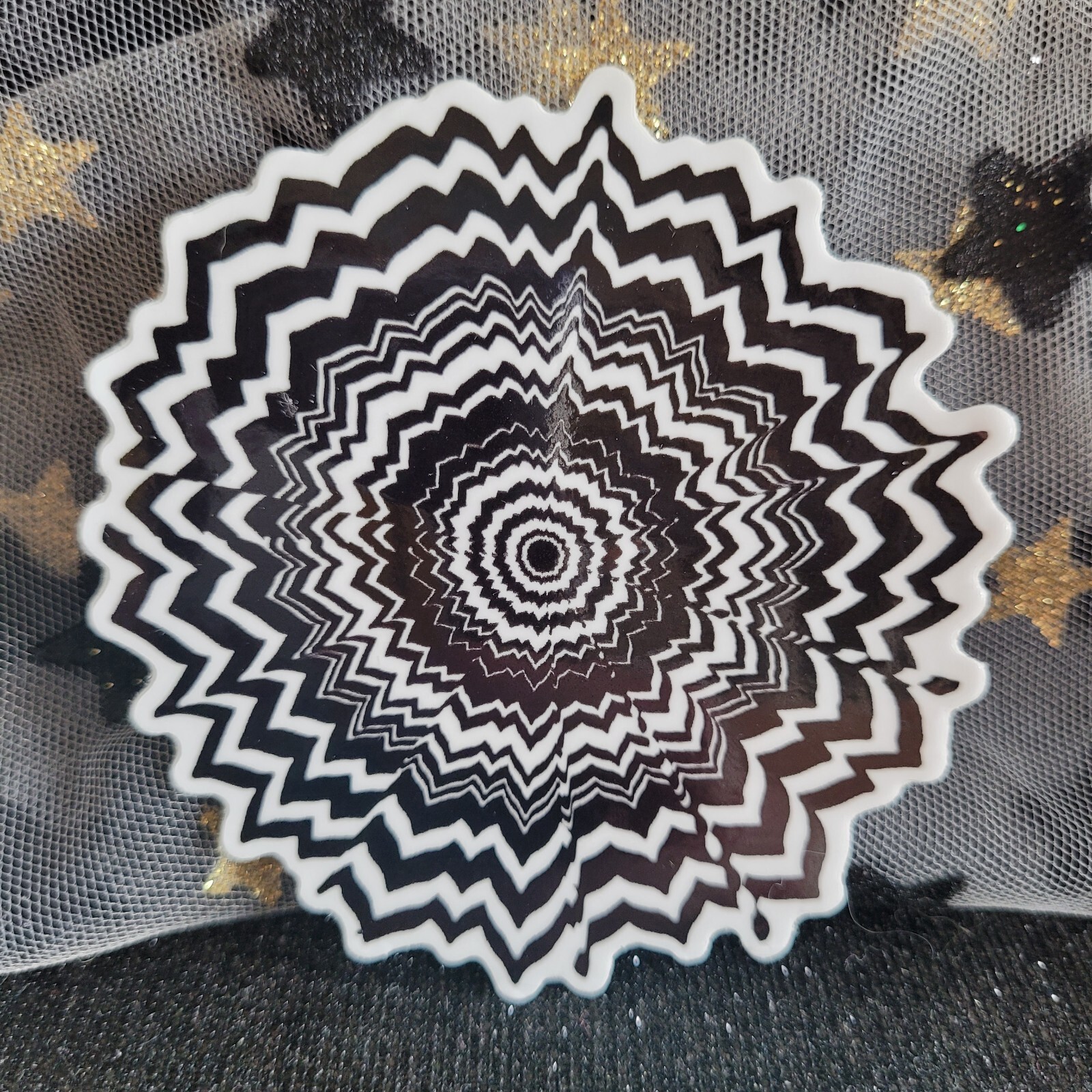 BWC006-Burst Shaped Black White Sticker | Monochromatic | Psychedelic Flowers