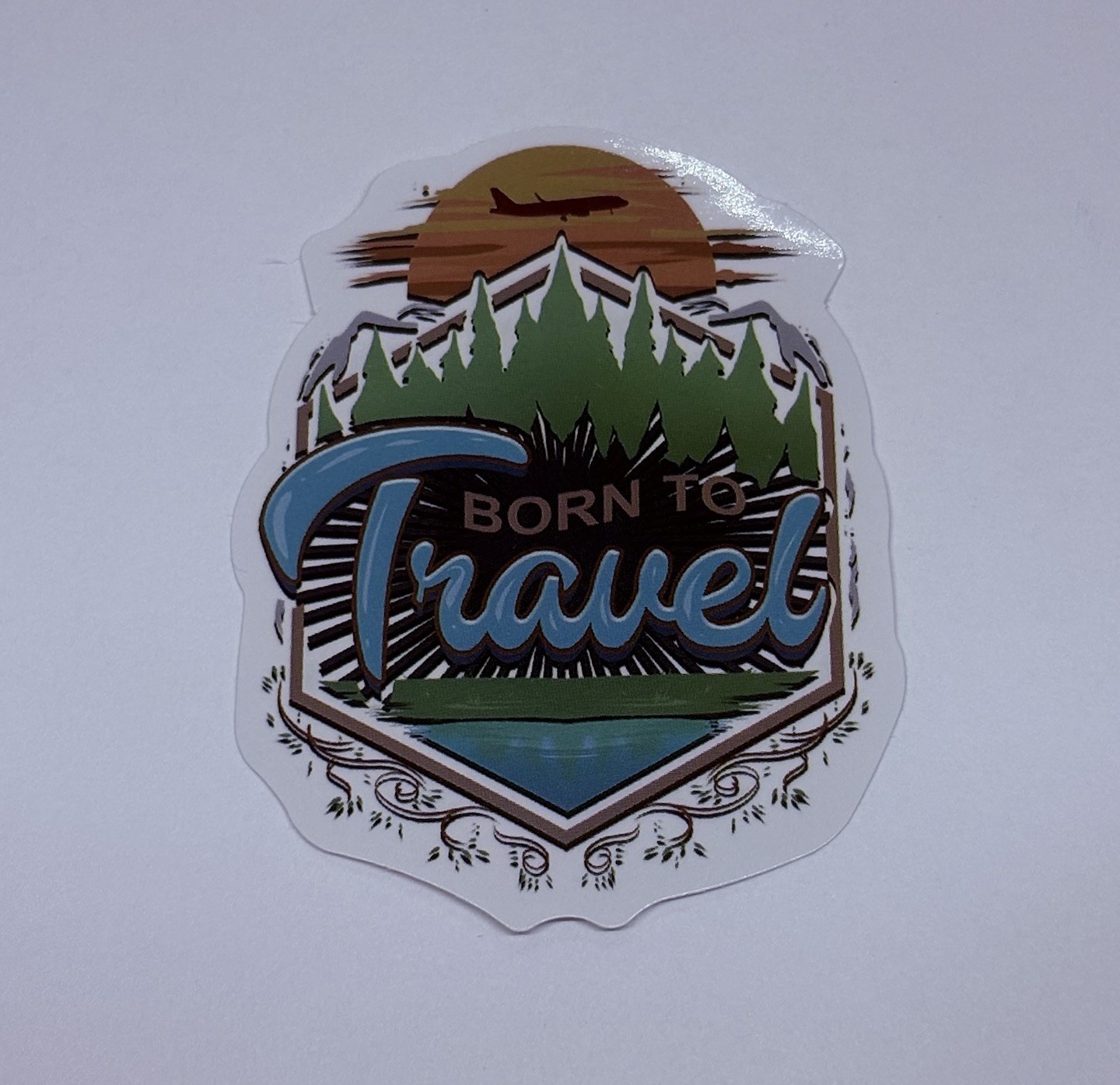 “Born To Travel” Sticker Forest Hike City Tour Art Decal Vinyl Souvenir Tc9