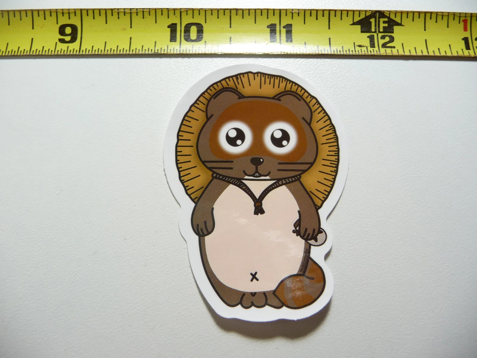 RACCOON WEARING STRAW HAT SMALL STICKER DECAL WILD ANIMAL PET BANDIT MASKED