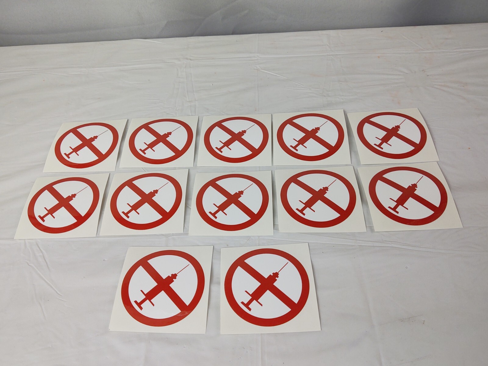 No Syringe Needles Round Trash Can Receptacle Stickers 12 Individual Stickers