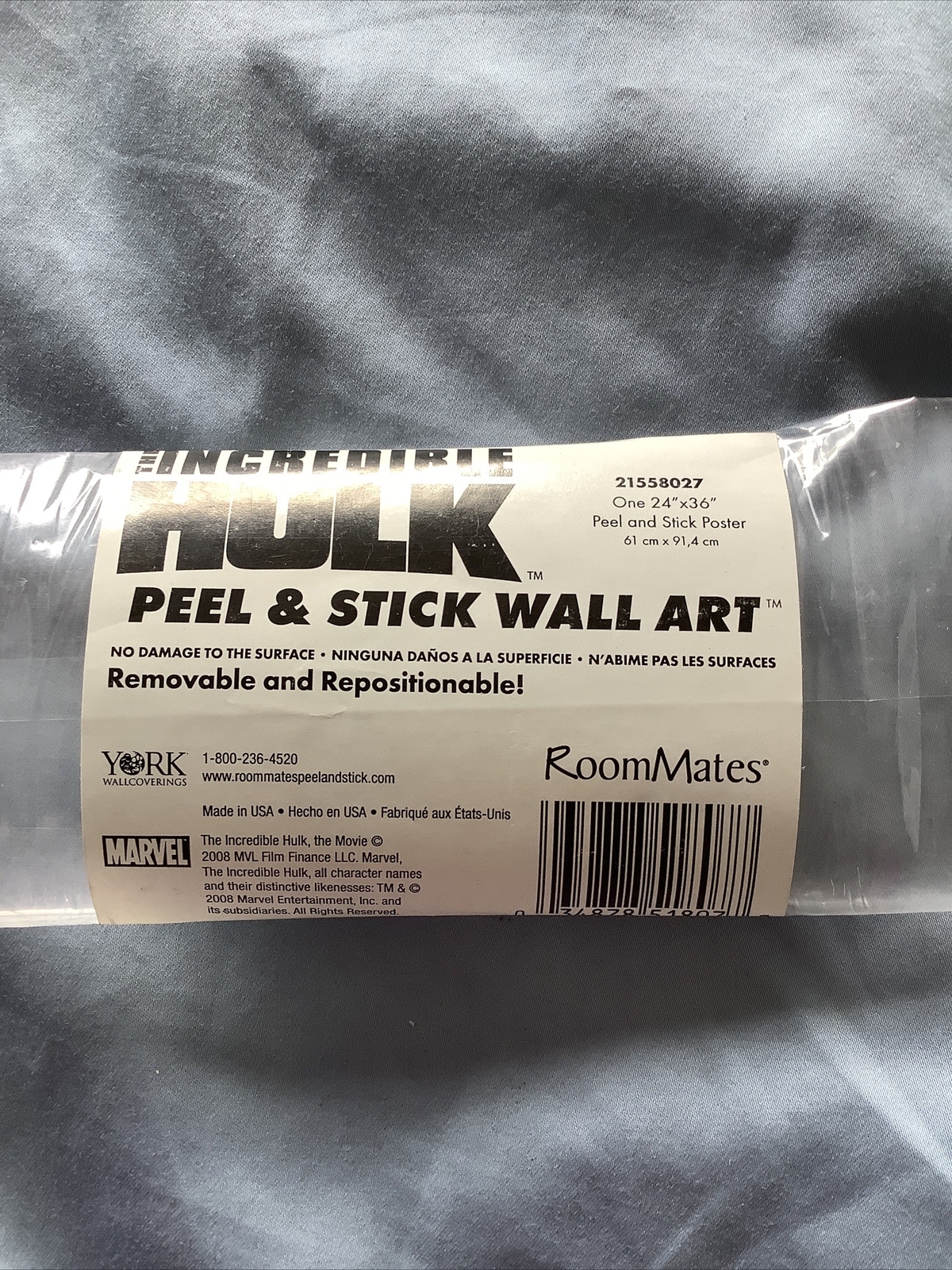 Incredible Hulk Peel & Stick Wall Art 24×36 RoomMates Removable & Repositionable
