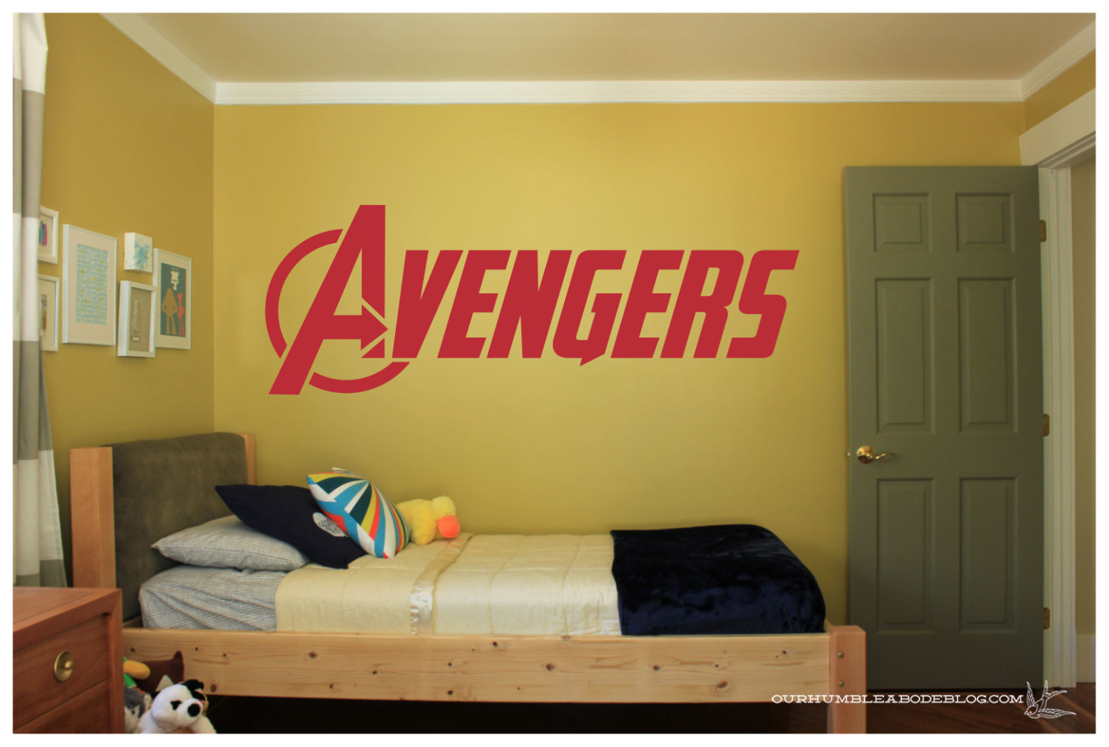 Avengers Large WALL VINYL ART DECAL 36X12" BEDROOM HOME DECOR