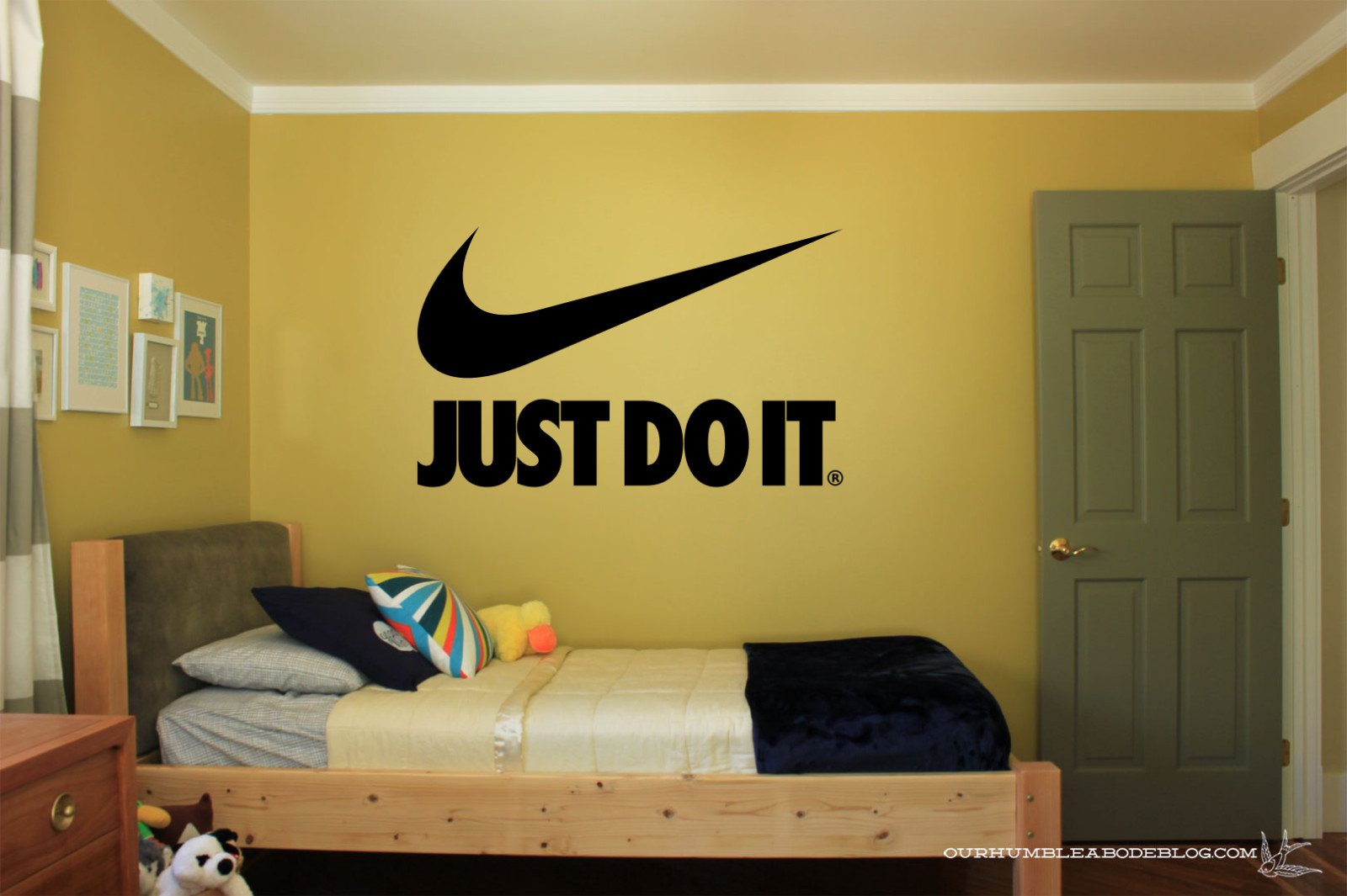 NIKE JUST DO IT WALL VINYL ART DECAL 36X22" BEDROOM HOME DECOR