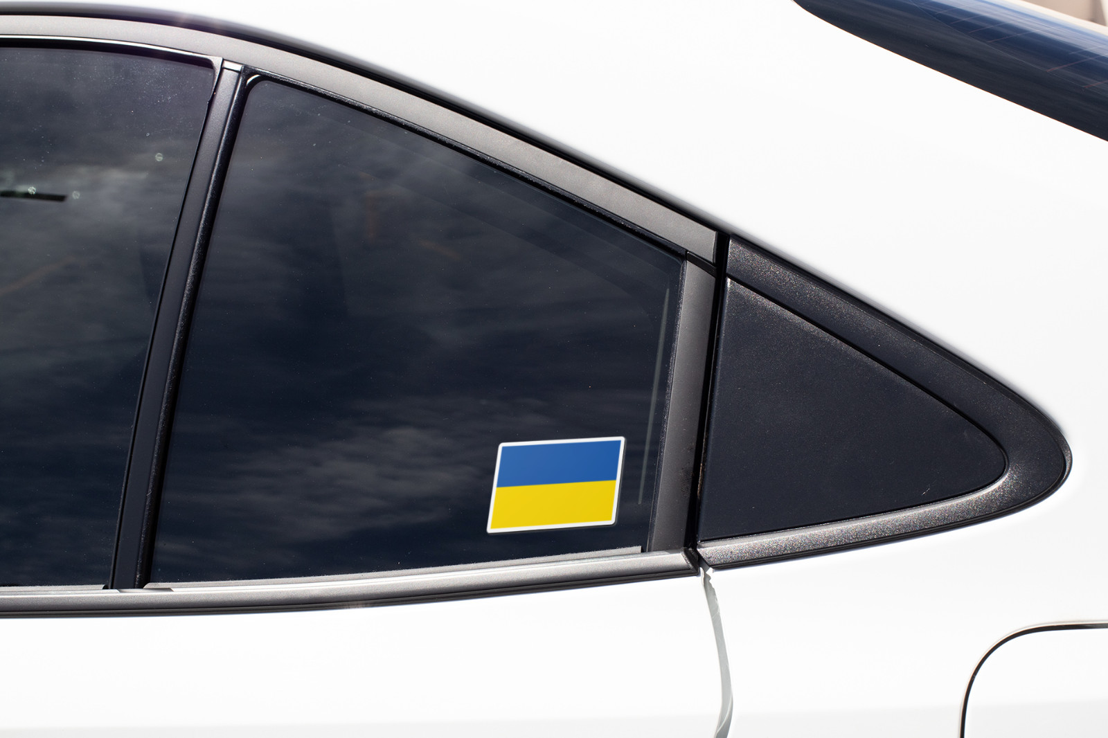 UKRAINE PLAIN PREMIUM QUALITY FLAG UKRAINIAN 3X5 INCH LAMINATED STICKER
