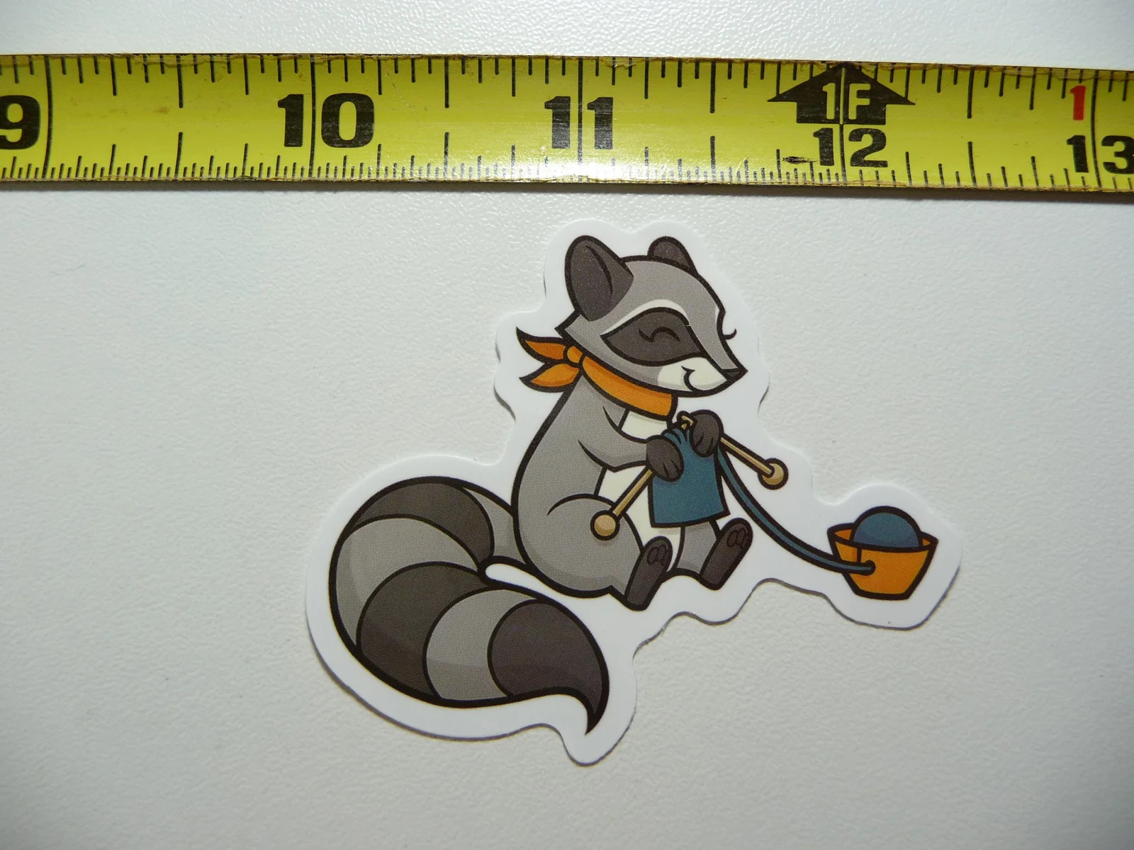 RACCOON KNITTING SMALL STICKER DECAL WILD ANIMAL PET BANDIT MASKED