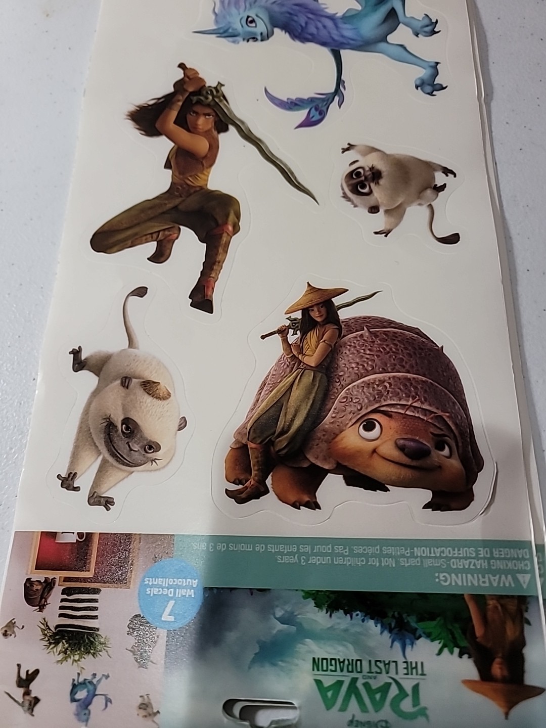 7 wall decals autocollants DISNEY RAYA AND THE LAST DRAGON