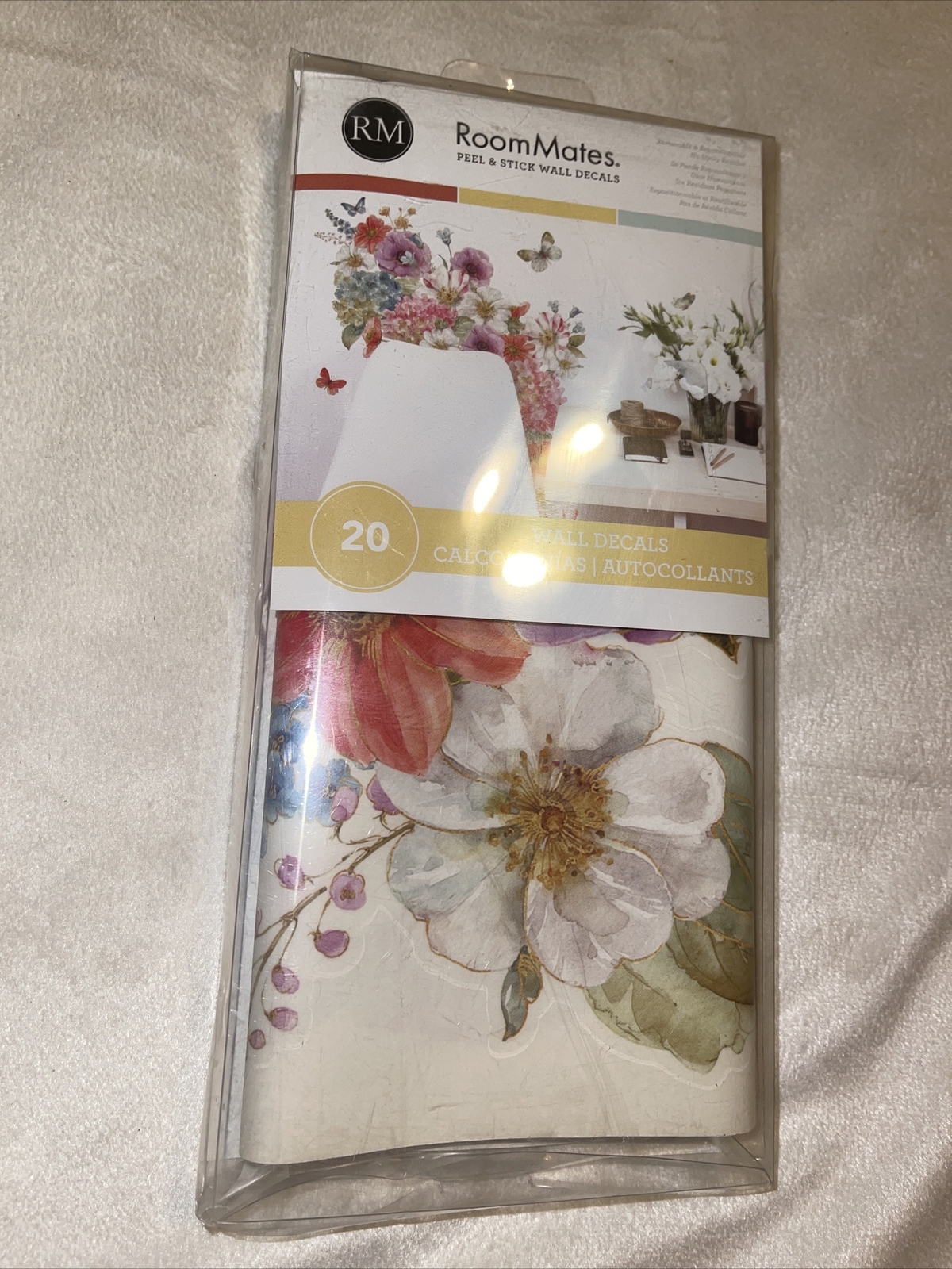 RoomMates RMK3262SCS Lisa Audit Garden Bouquet Peel And Stick Wall Decals ,Multi