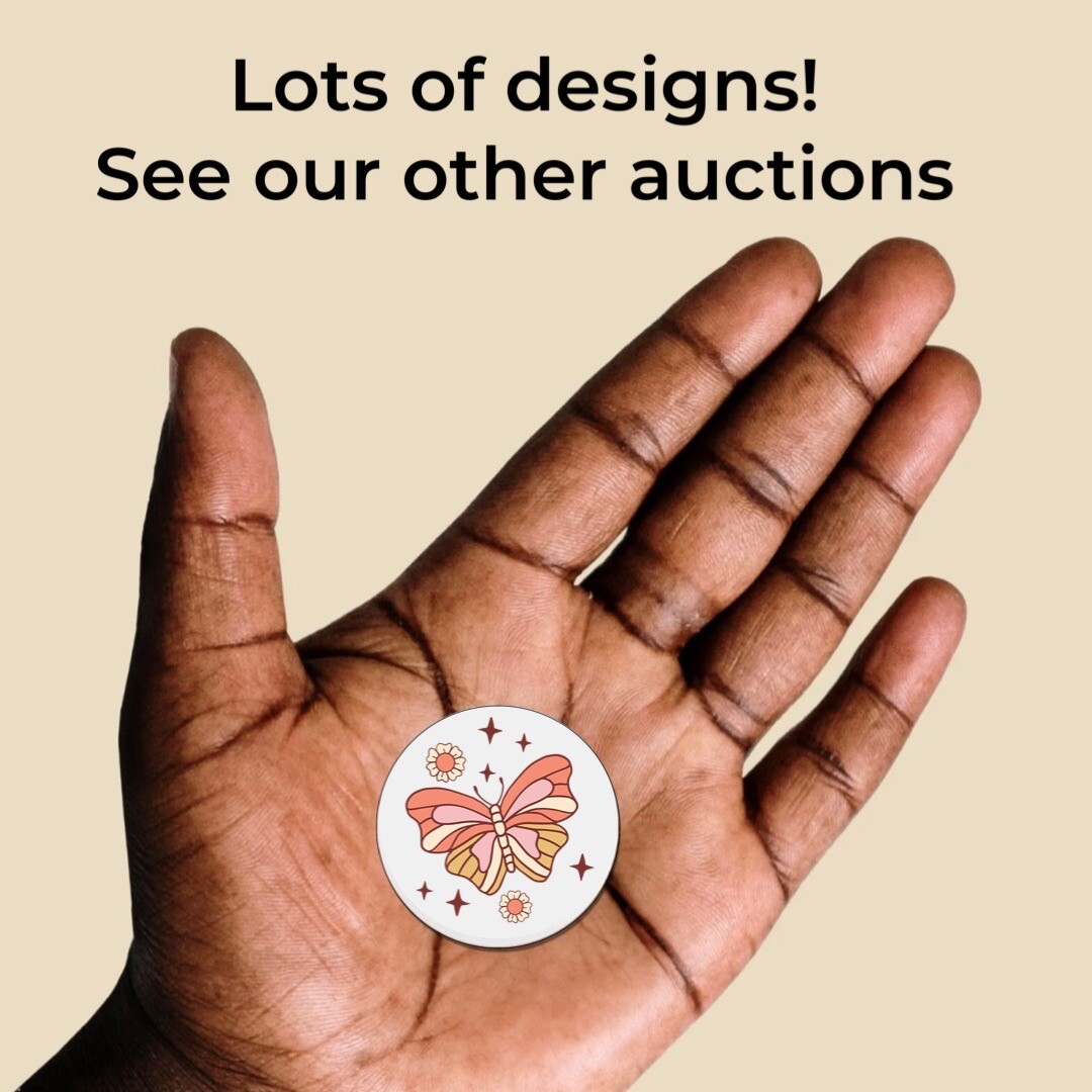 24 Round Stickers Hearts Happy Mail Circle Labels Envelope Seals Valentine's Day