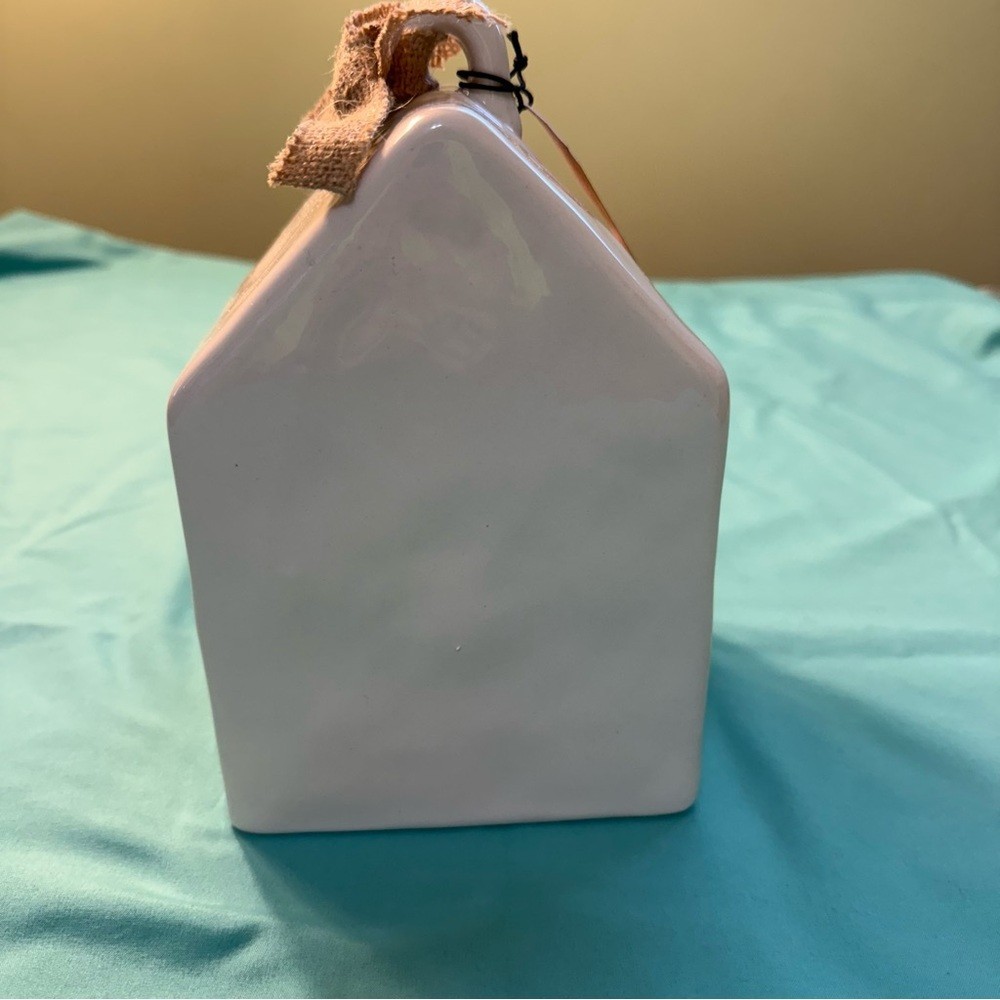 NEW in box Rae Dunn HOME White Ceramic Birdhouse Ribbon patio lawn garden