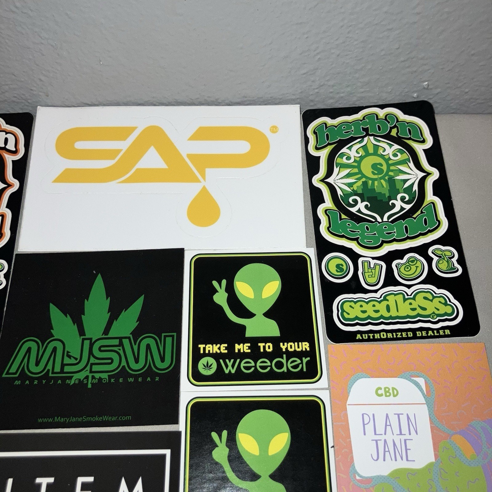 Stickers Lot Mmj 420 Brands Seedless Clothing Herbn Legend Dutchie Sap Cresco