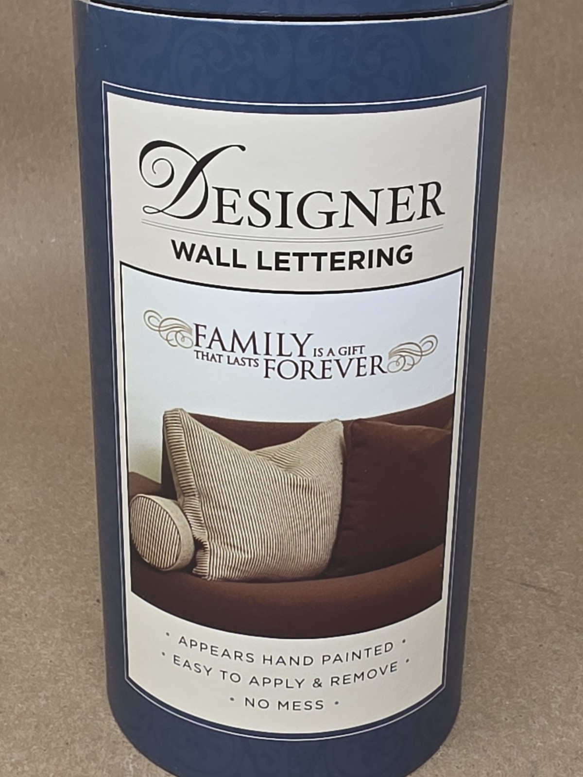 Designer Wall Lettering "Family Is A Gift That Lasts Forever" NIP