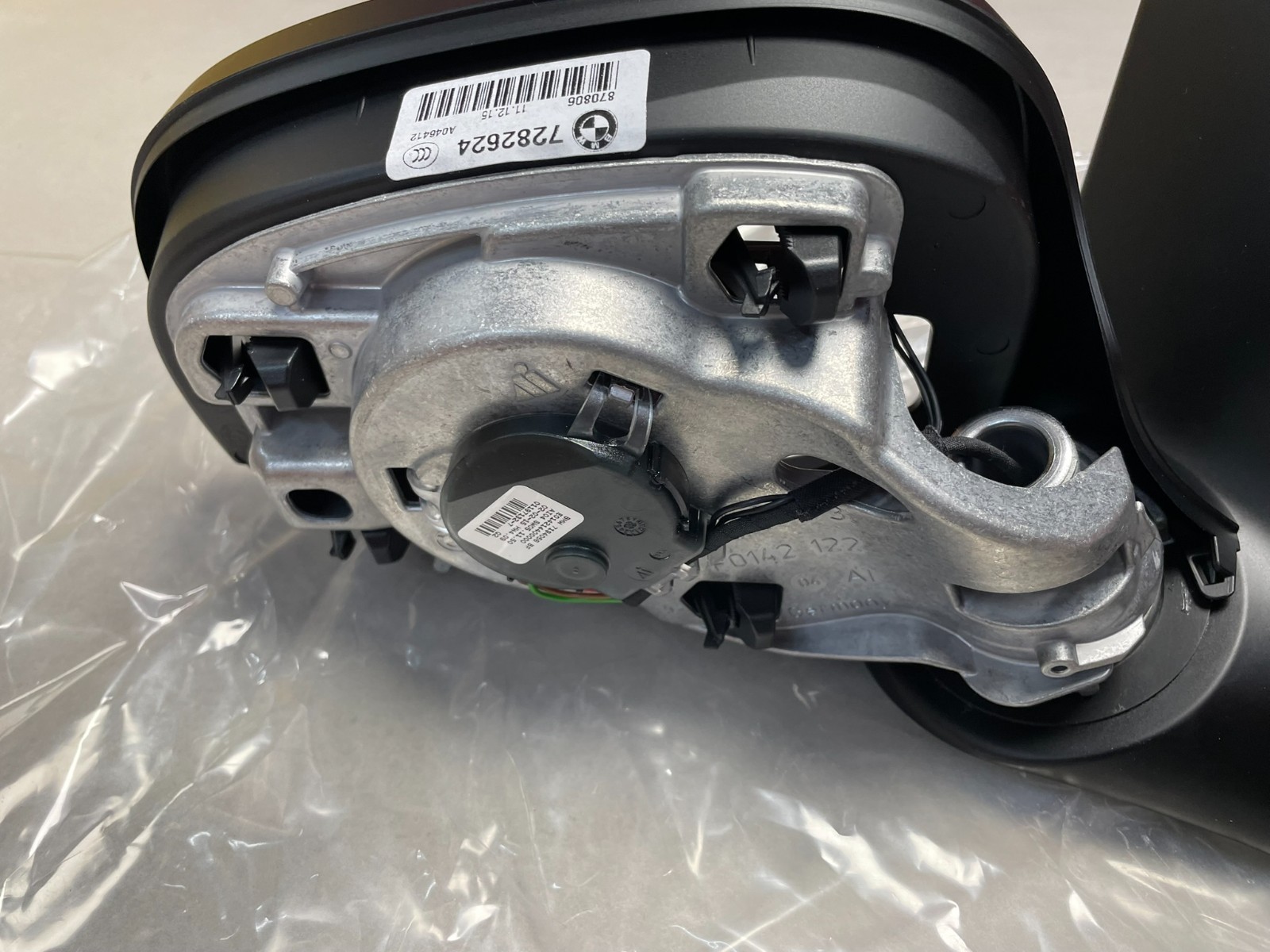 BMW 3 E92 E93 EXTERIOR MIRROR HEATED MEMORY RIGHT 7282624 , 51167282624 GENUI…