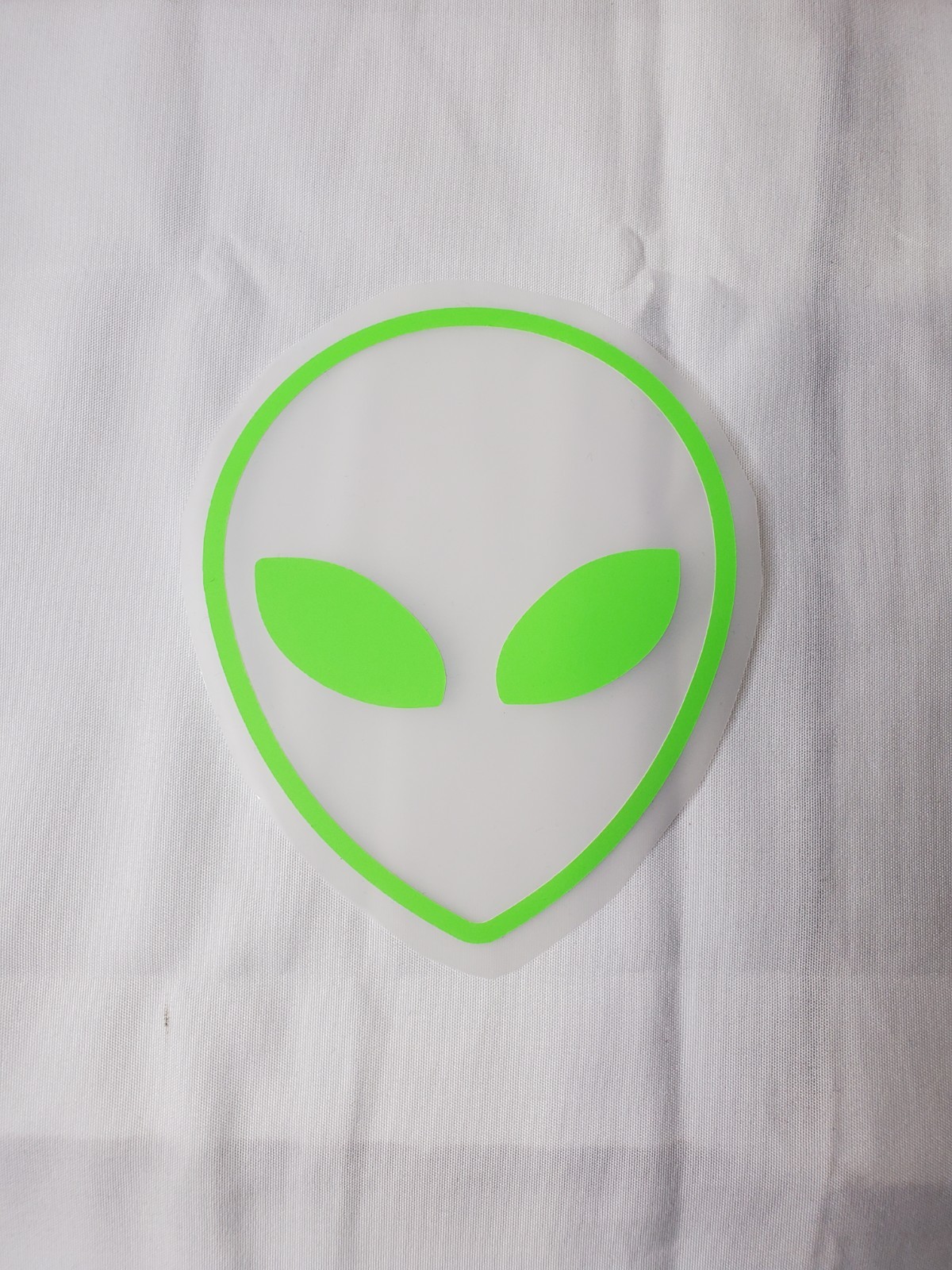 Glow In The Dark Vinyl Decals Alien Head Outline Medium Size Lit Studios New