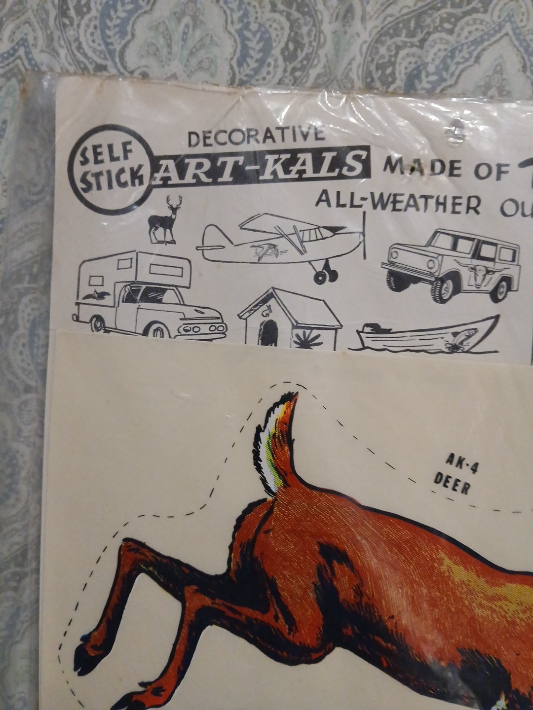 Vintage Dyer Specialty Co. Sport-Stik Hunting Deer/Buffalo Decal NOS 1960s Rare