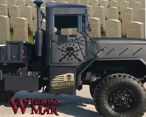 The Wicked Man – We The People USA Skull 13 Stars 2 Muskets Skull Decal Sticker