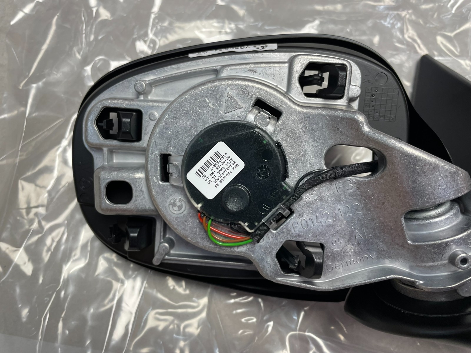 BMW 3 E92 E93 EXTERIOR MIRROR HEATED MEMORY RIGHT 7282624 , 51167282624 GENUI…