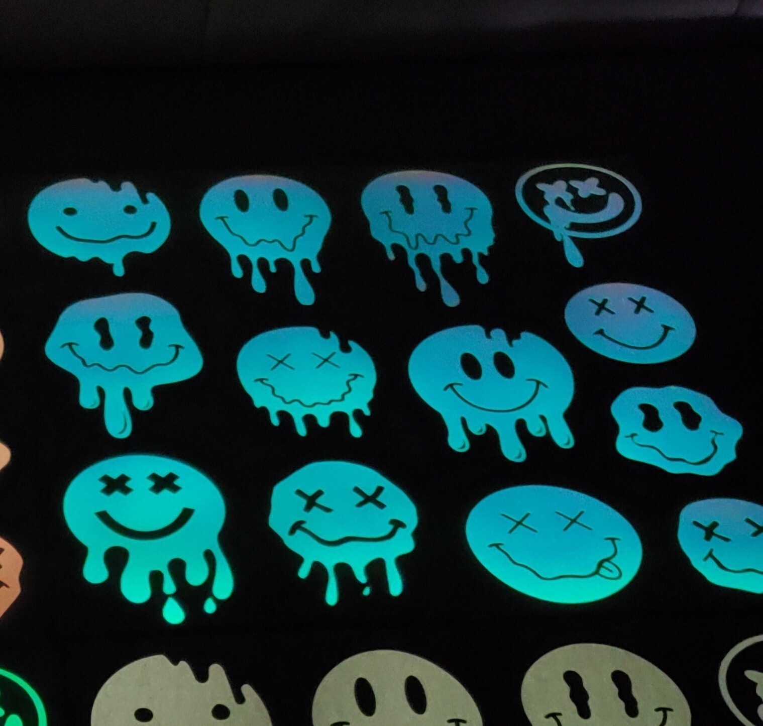 Glow In The Dark Vinyl Decal Smiley Face Drip Effect Lit Studio Decor Full Sheet
