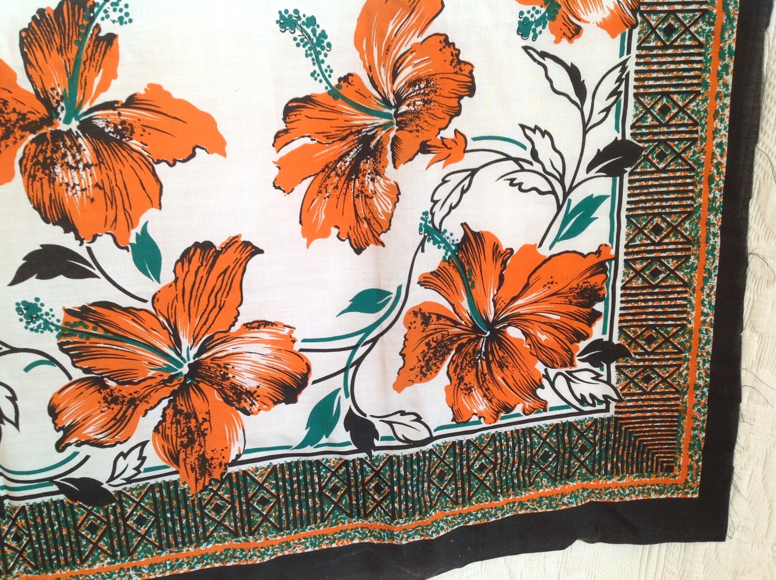 Reunion Island Wall Tapestry In Canvas ( CT01/19/8-21B )
