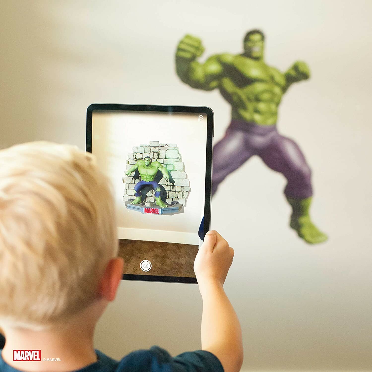 Marvel Incredible Hulk Wall Decal – with 3D Augmented Reality Interaction