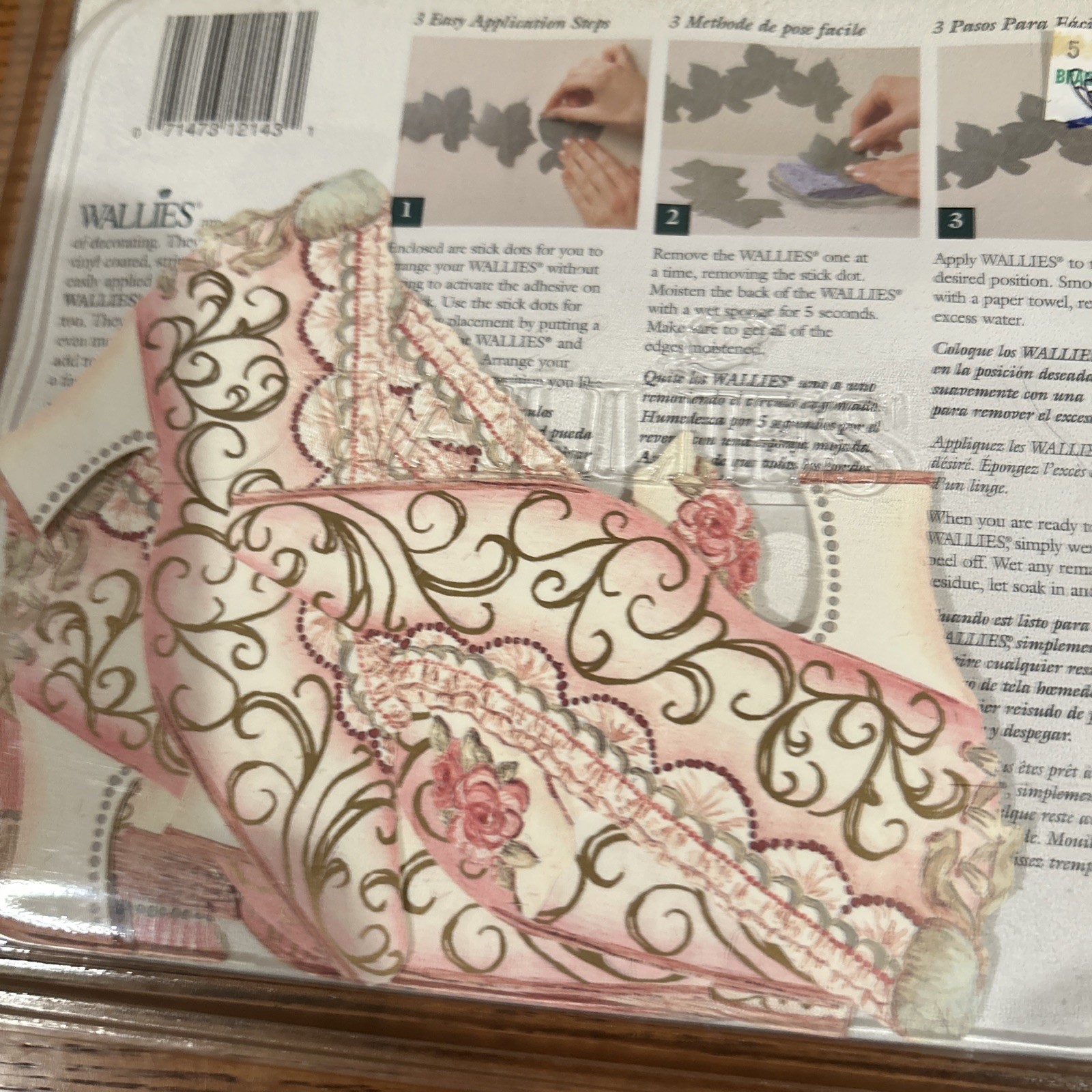 4 Wallpaper Cutouts Wallies NEW Antique Shoes