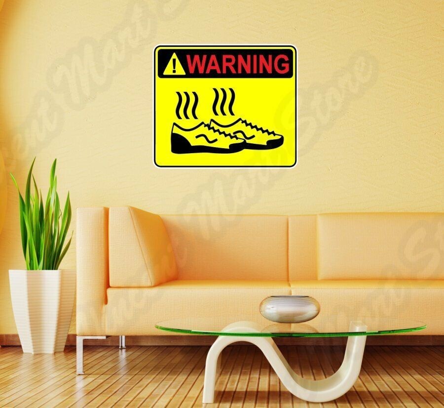 Warning Smelly Shoes Feet Odor Funny Wall Sticker Room Interior Decor 25"X20"