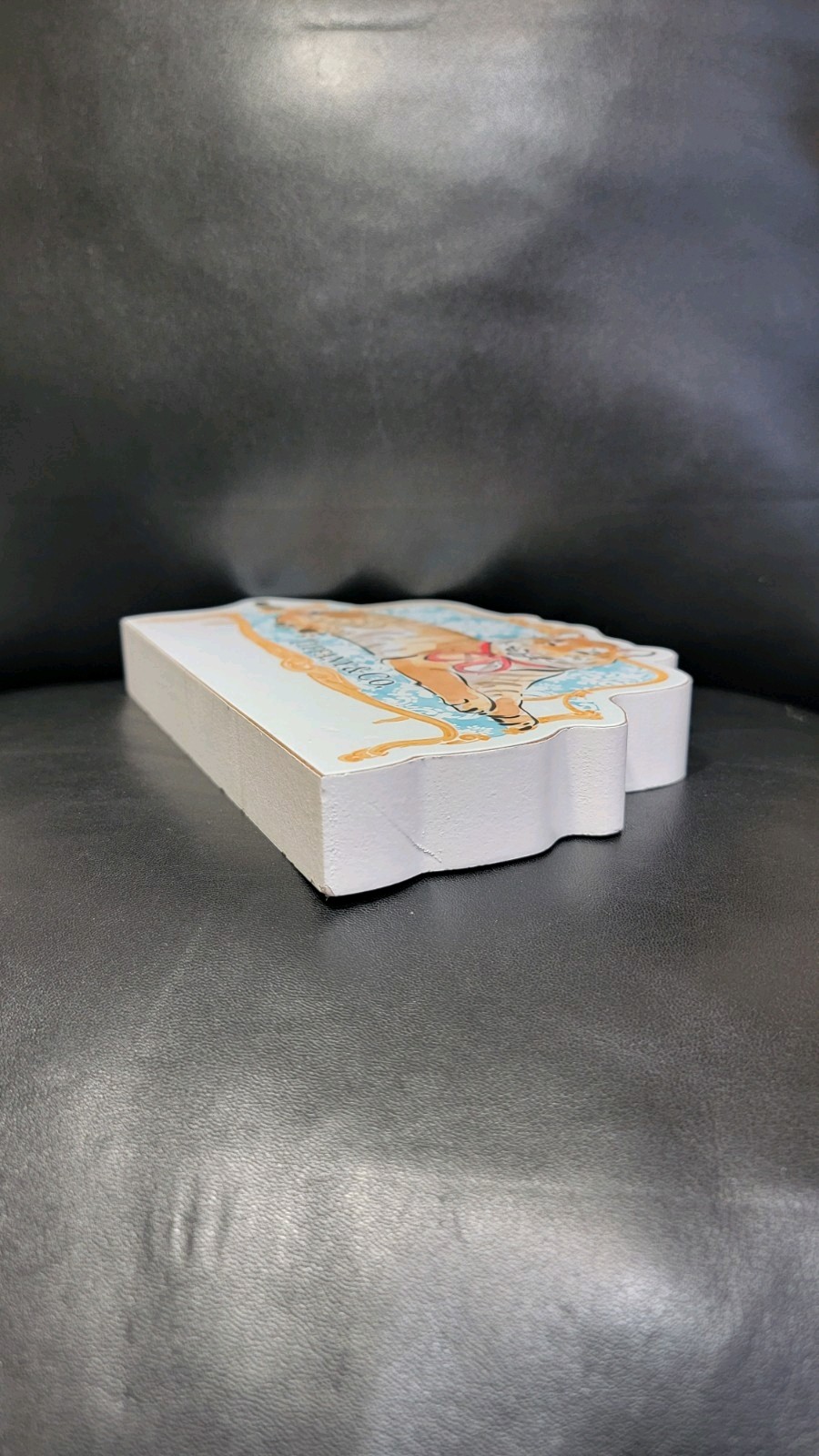 Tiffany & Co Wooden Sign Home Decor Meditating Tiger with Pink Bow 8" x 5" X 1"