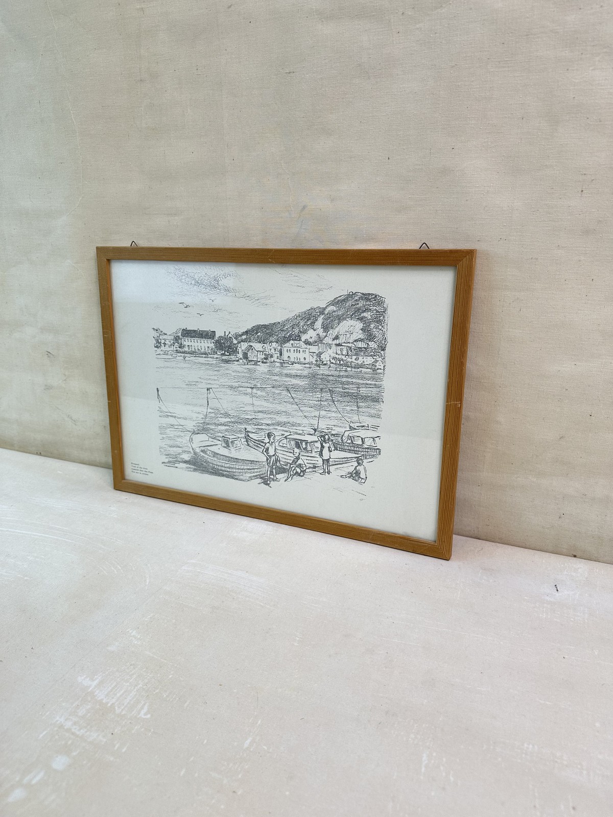 1970's Motif View of the River – Beautiful Art Print for Wall Hanging