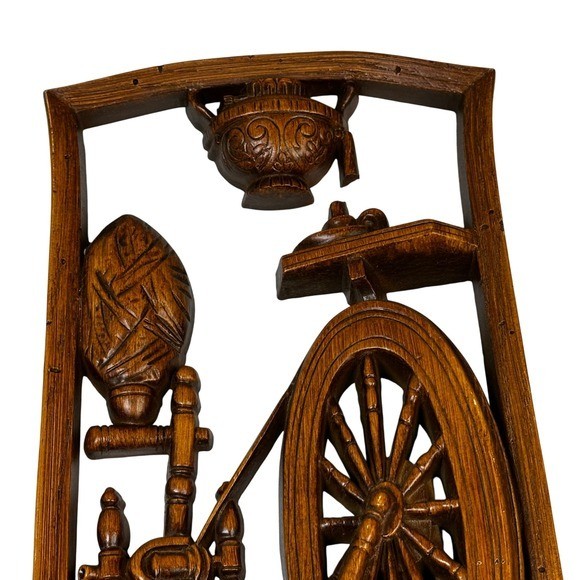 Vintage Durwood Products USA Wood Carving Spinning Wheel Wall Art Decor