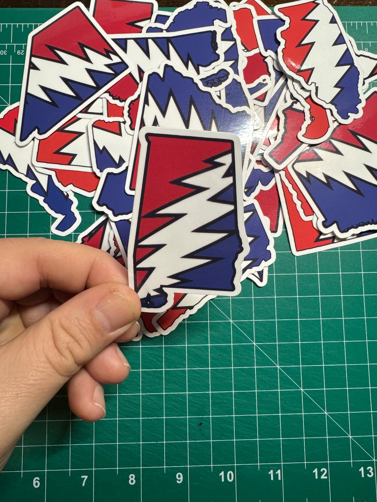 Alabama Stealie – Grateful Dead – Laminated Vinyl Sticker – 2"x3"